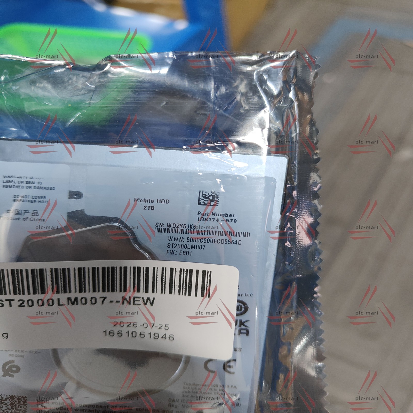 1PC  NEW Seagate ST2000LM007 Real US stock