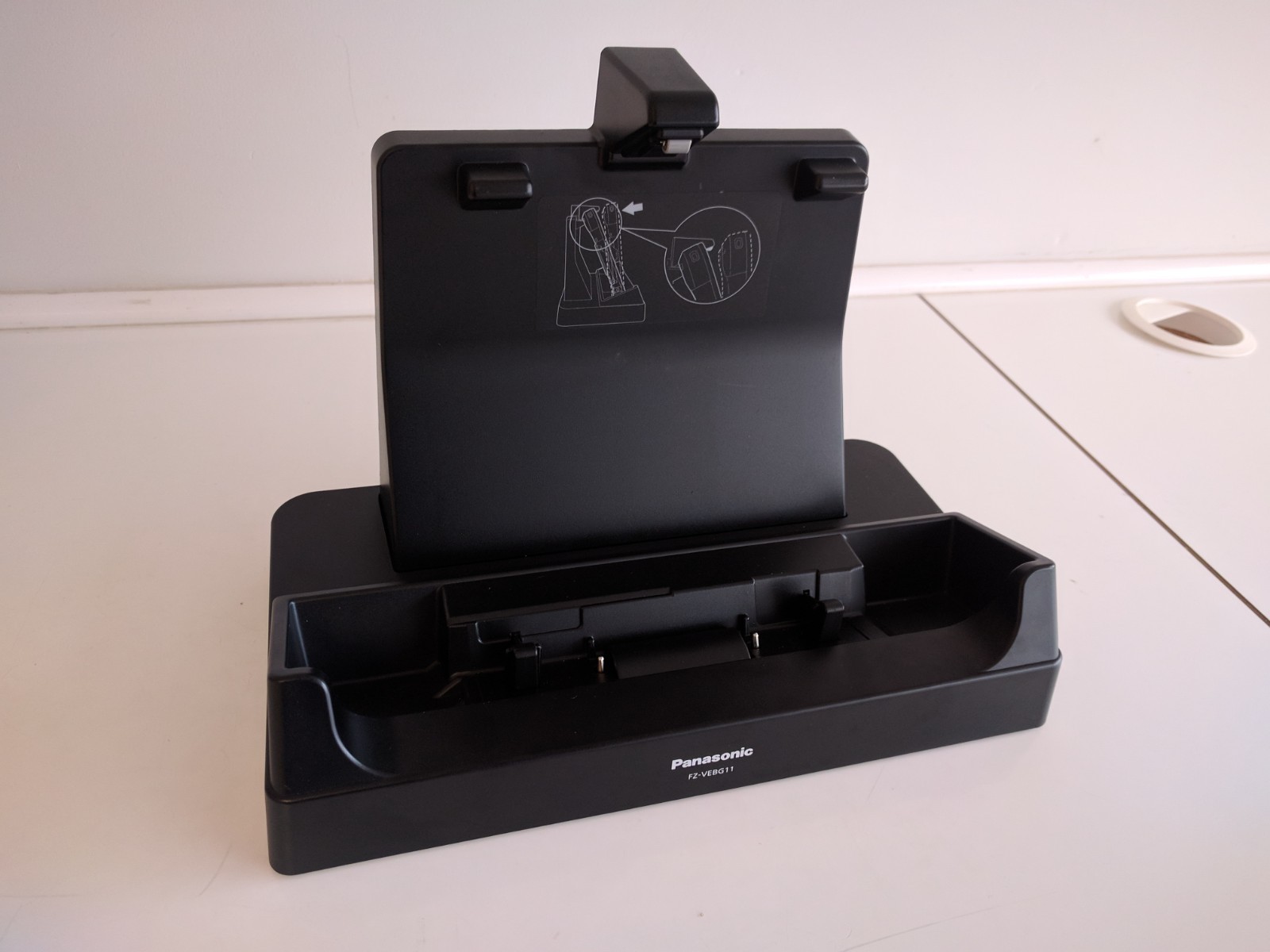 Panasonic FZ-VEBG11AU FZ-G1 FZ-G2 Toughpad Docking Station Port Replicator