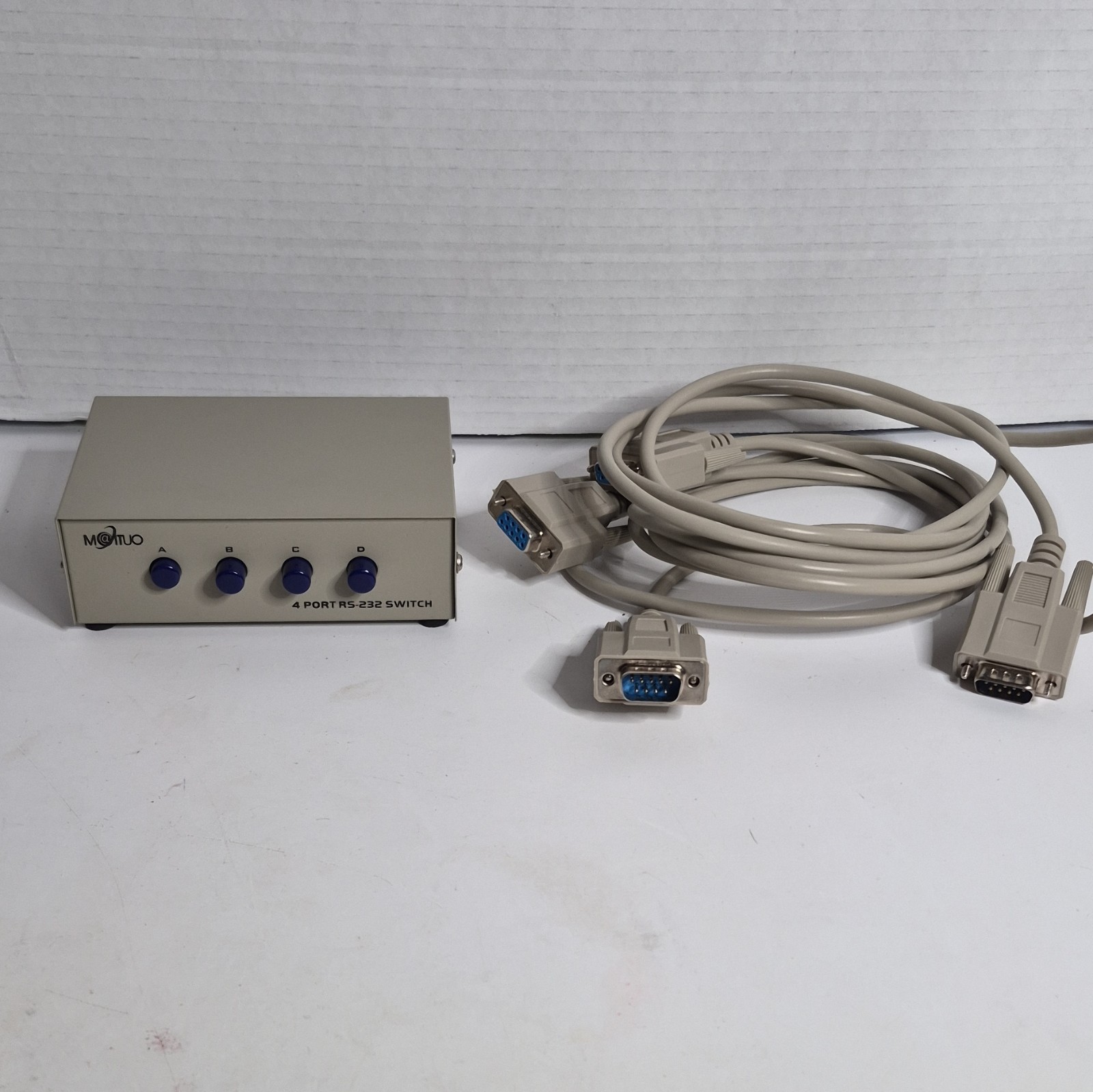 Vintage METUO 4-Port RS-232 DB9 Serial Manual Switch Box ABCD Push Button 2 Cabl