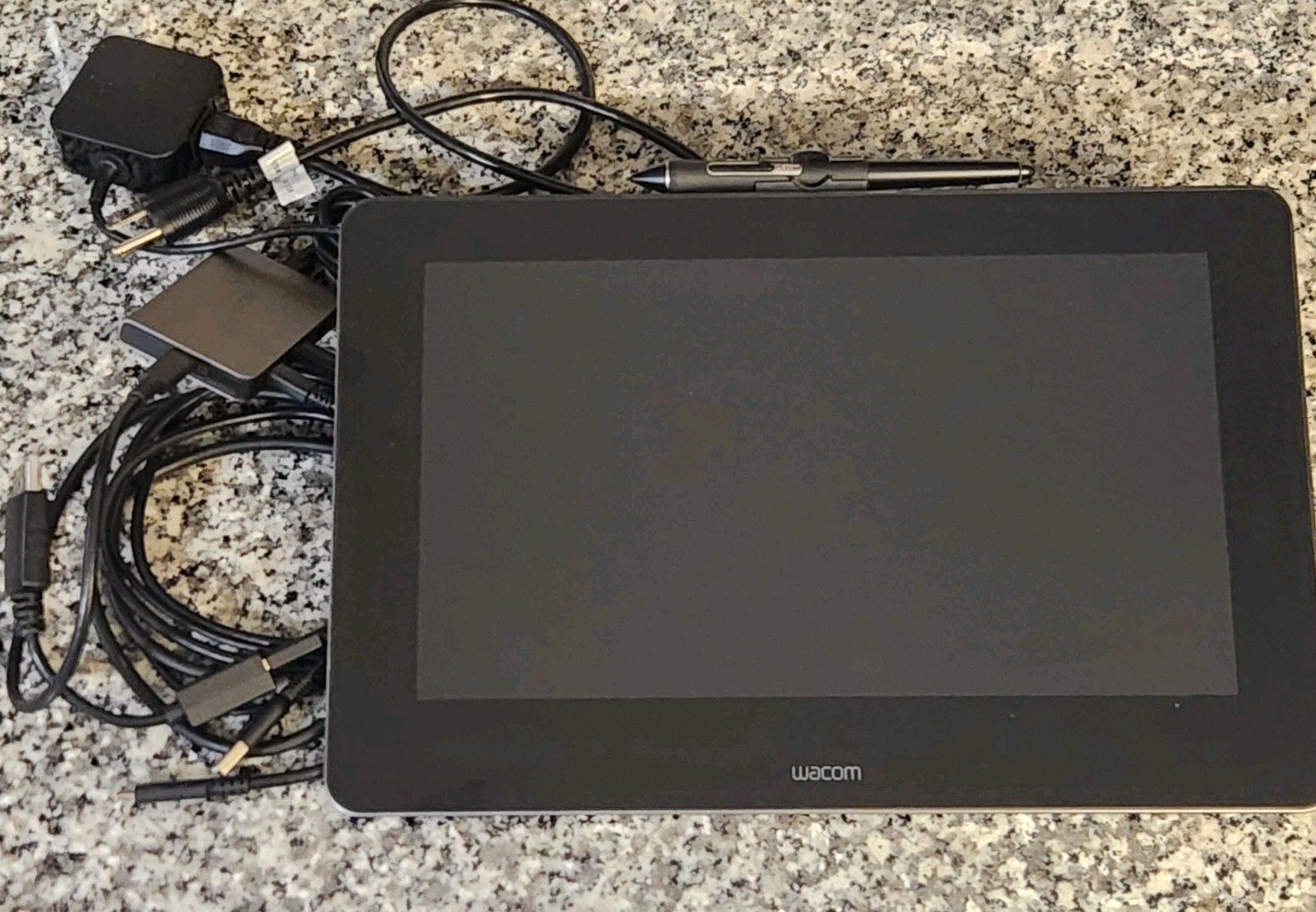 Wacom Cintiq Pro 13 (DTH-1320) 13.3" Creative Pen & Touch Display Drawing Tablet