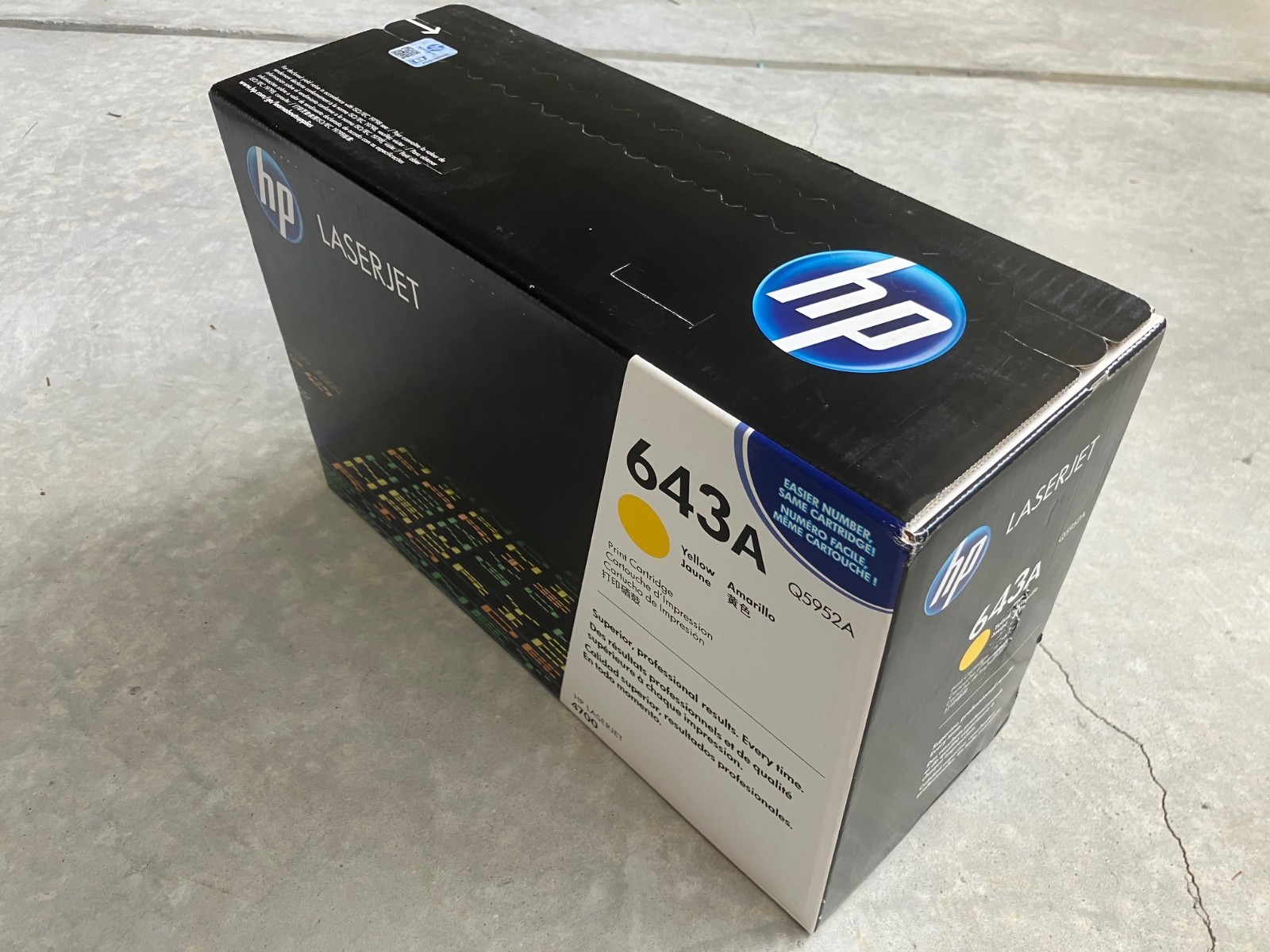 HP 643A Q5952A Yellow Toner Cartridge Genuine New Sealed Box 