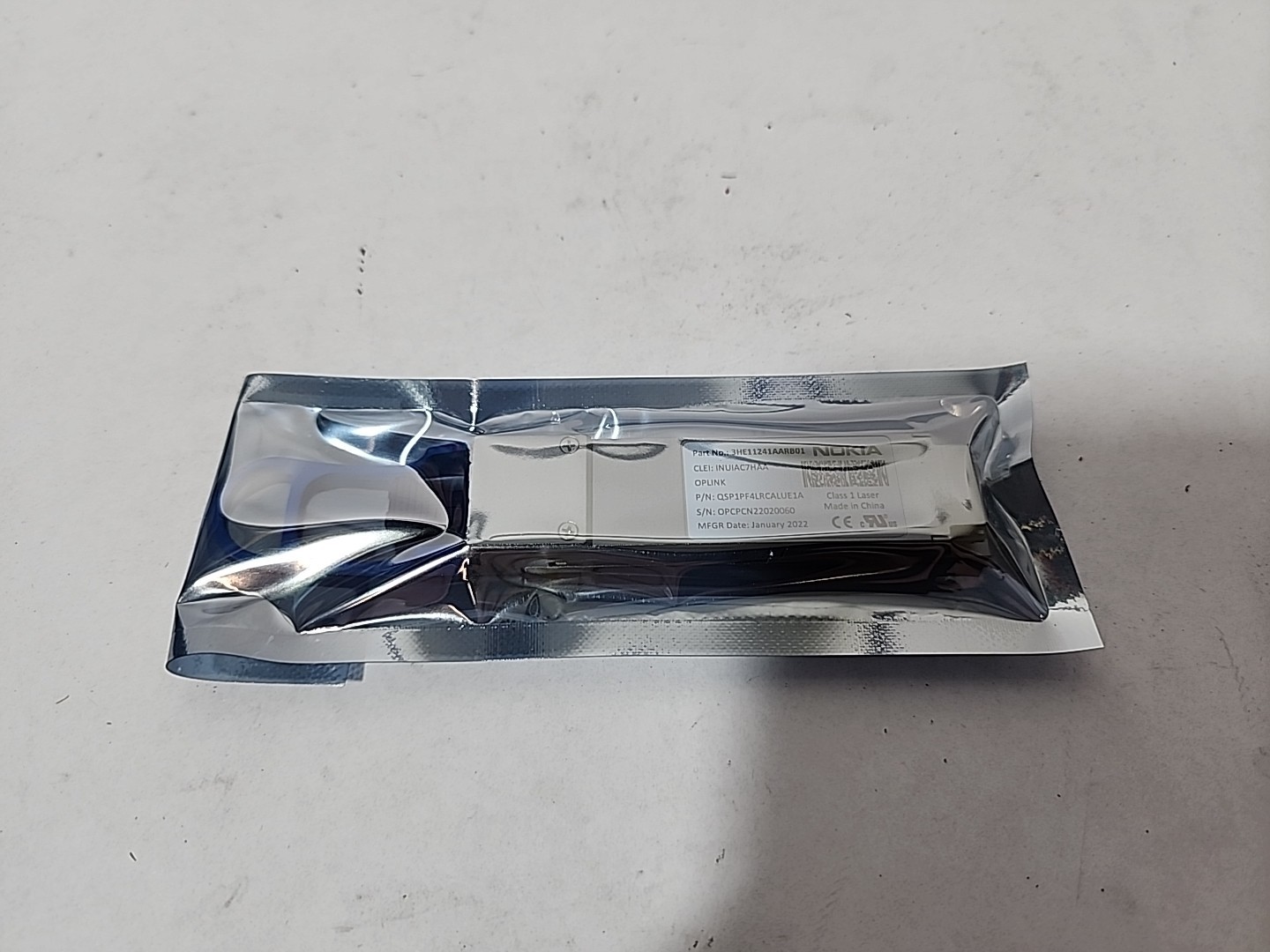 NEW NOKIA P/N: 3HE11241AARB01 QSFP+4X10GE LR WITH MTP ROHS6/6 070 