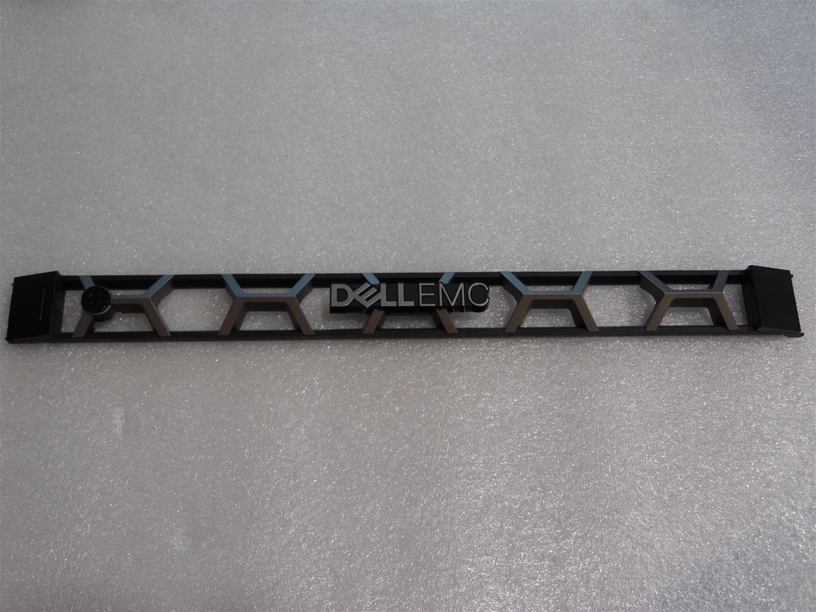 FACEPLATE FRONT BEZEL DELL EMC 1U RACK SERVER R650 R650xs R640 5WMXC 9MTRW KEY