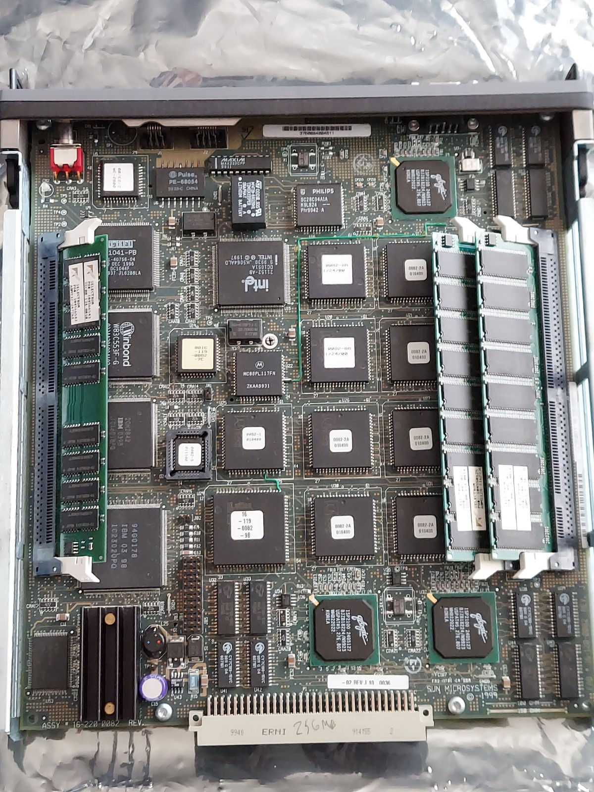Sun Microsystems StorEdge T3 256MB Cache RAID Controller Card Module 375-0084