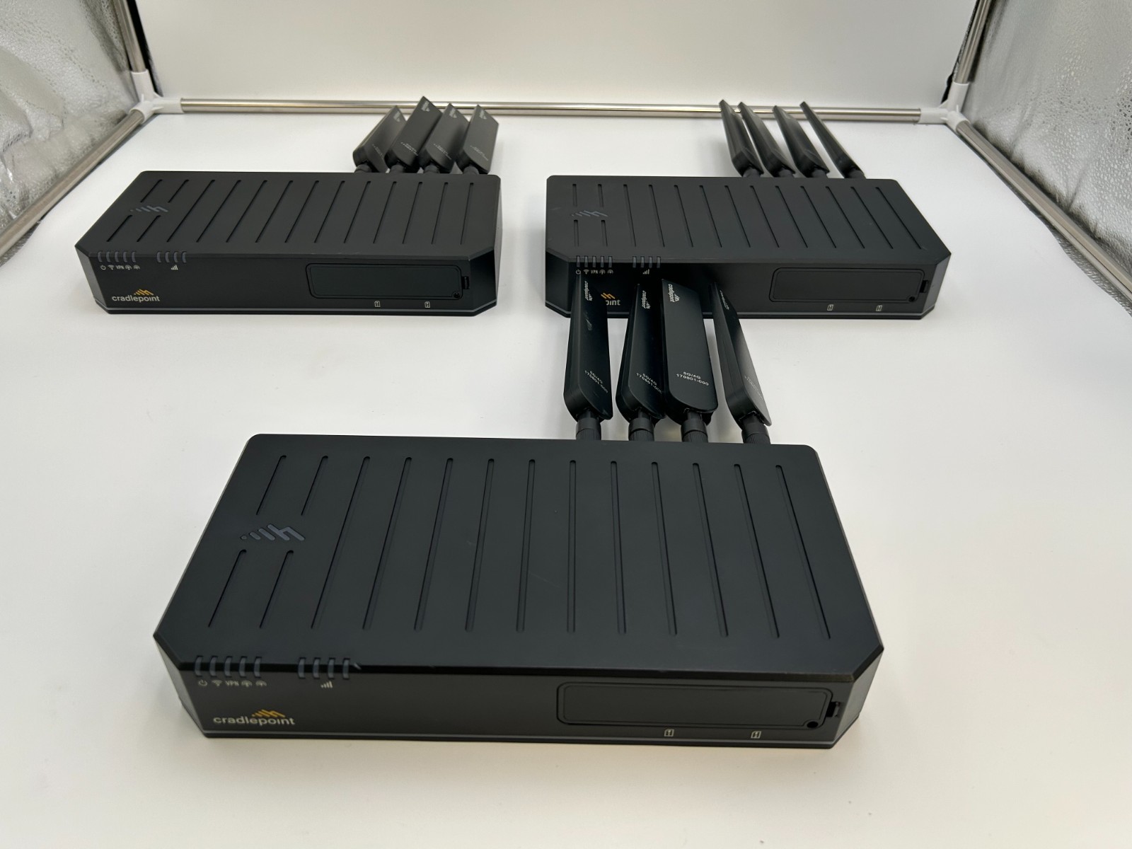 (Lot of 3 UNTESTED) Cradlepoint E320-5GB Enterprice Routers T-mobile Only