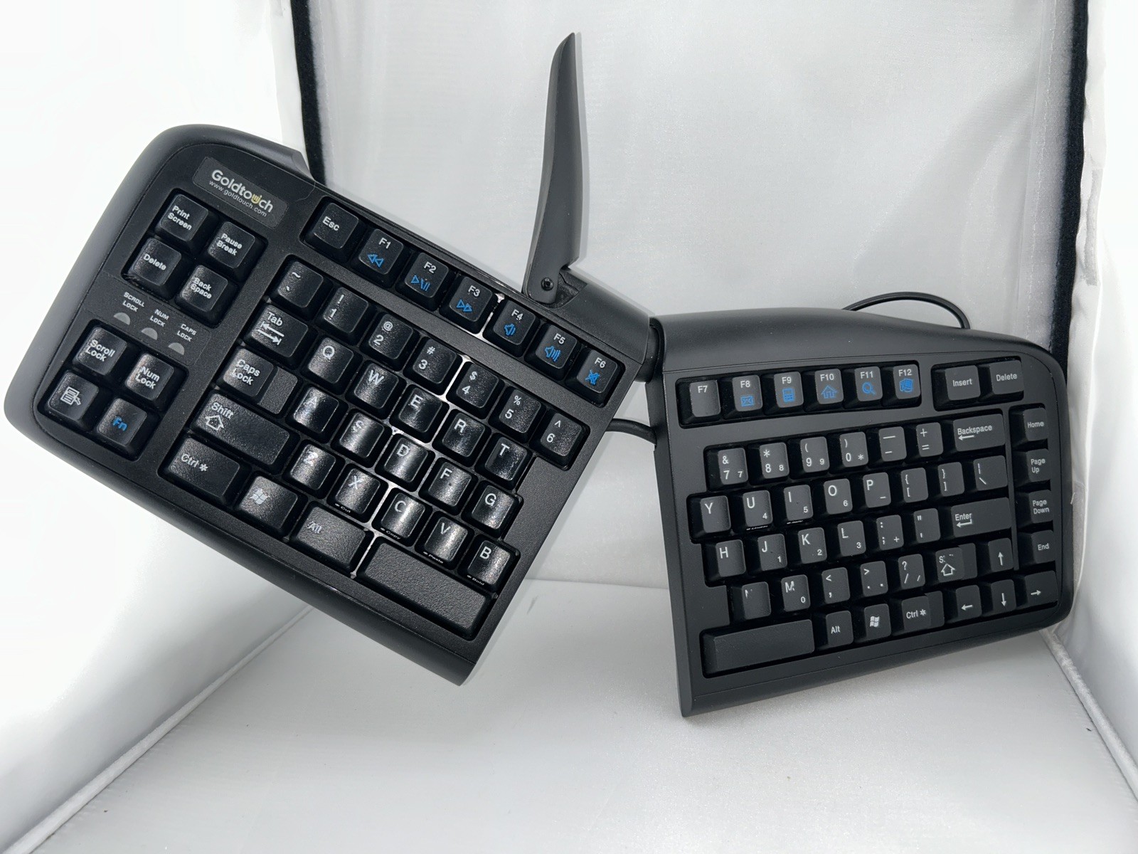 Ergonomic Full-Sized KEYBOARD Goldtouch V2 PC USB WIRED Black GTN-0099 SK-2730