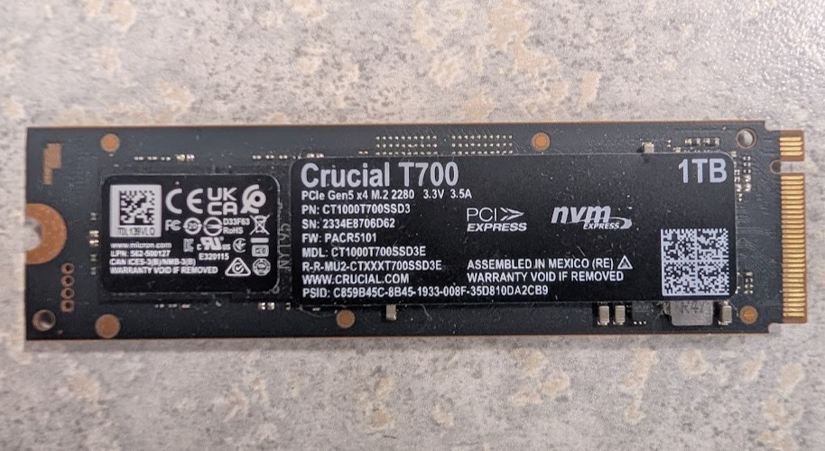 Crucial T700 1TB PCIe Gen5 NVMe M.2 SSD - CT1000T700SSD3E