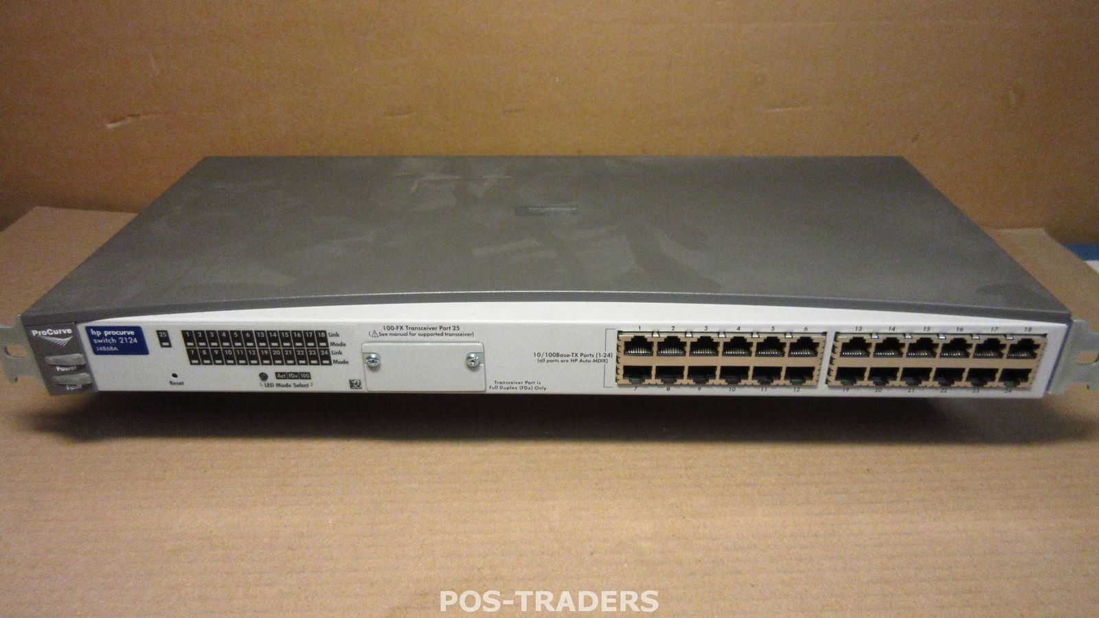 HP Procurve J4868A 2124 24-Port 10/100Base-TX Switch 1x Open Transceiver Slot
