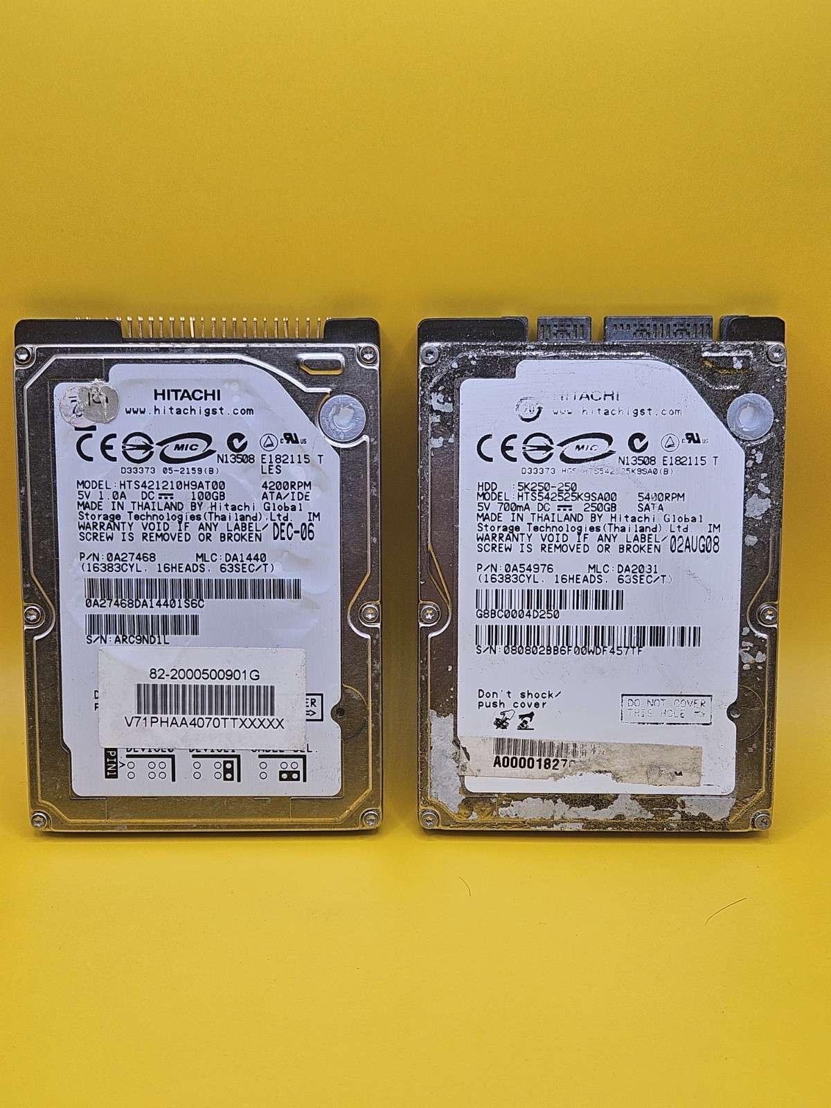 2 Hitachi 5K250 HTS542525K9SA00 250 GB Internal 5400 RPM 2.5" SATA HDD + 100GB