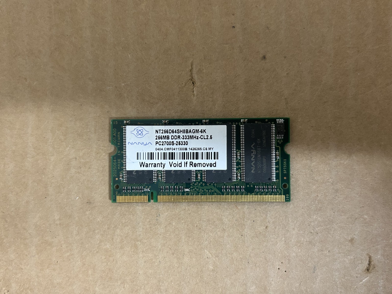 Nanya 256MB DDR Memory (NT256D64SH8BAGM-6K)