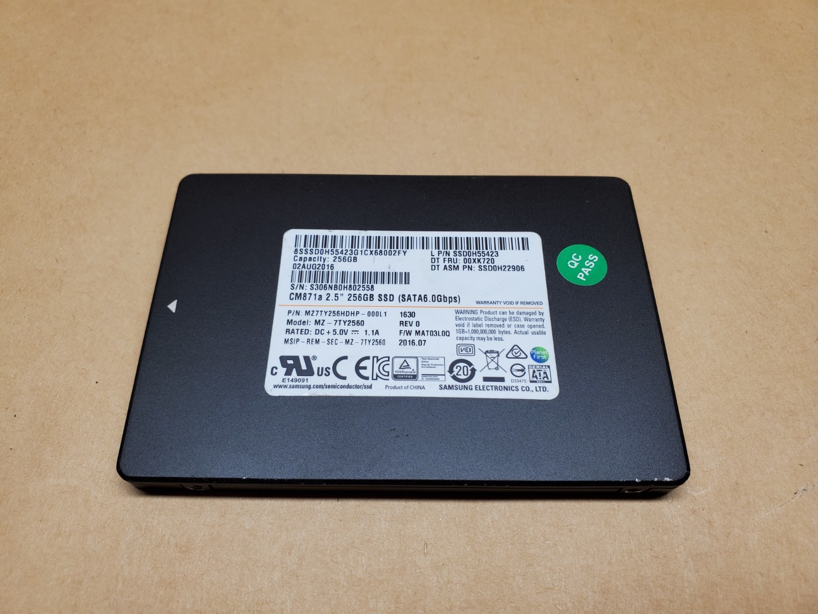 256GB Samsung CM871A MZ-7TY2560 SATA 6Gb/s 2.5" SSD | Tested