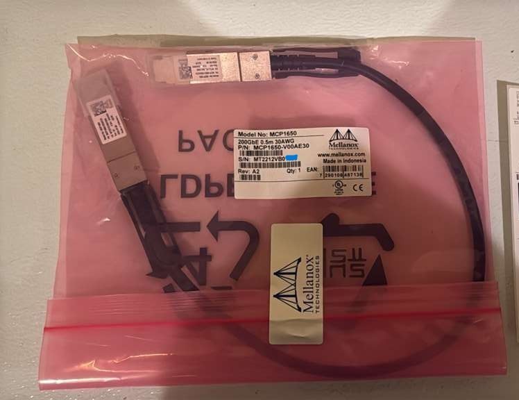 LOT of 2 Mellanox MCP1650-V00AE30 200GbE QSFP56 DAC 0.5M - New Sealed