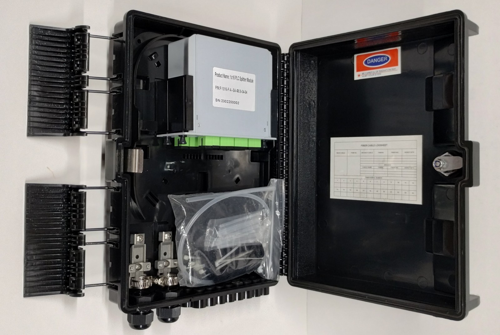 16-Port SC/APC FTTH Fiber Distribution Box with Mini 1x16 PLC Splitter Enclosure
