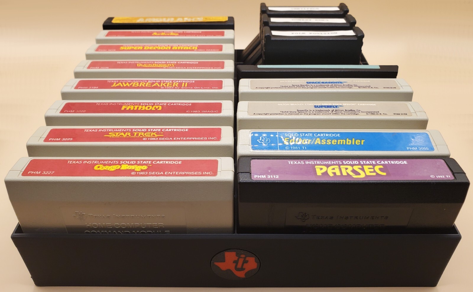 Texas Instruments TI-99/4a cartridge holder and storage tray - 16 slots