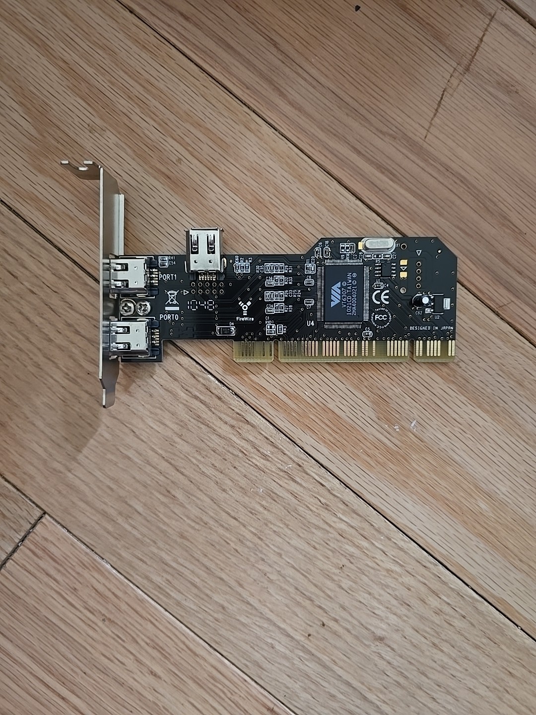 SYBA SD-LP-VT3F Firewire Low profile IEEE1394A Card 