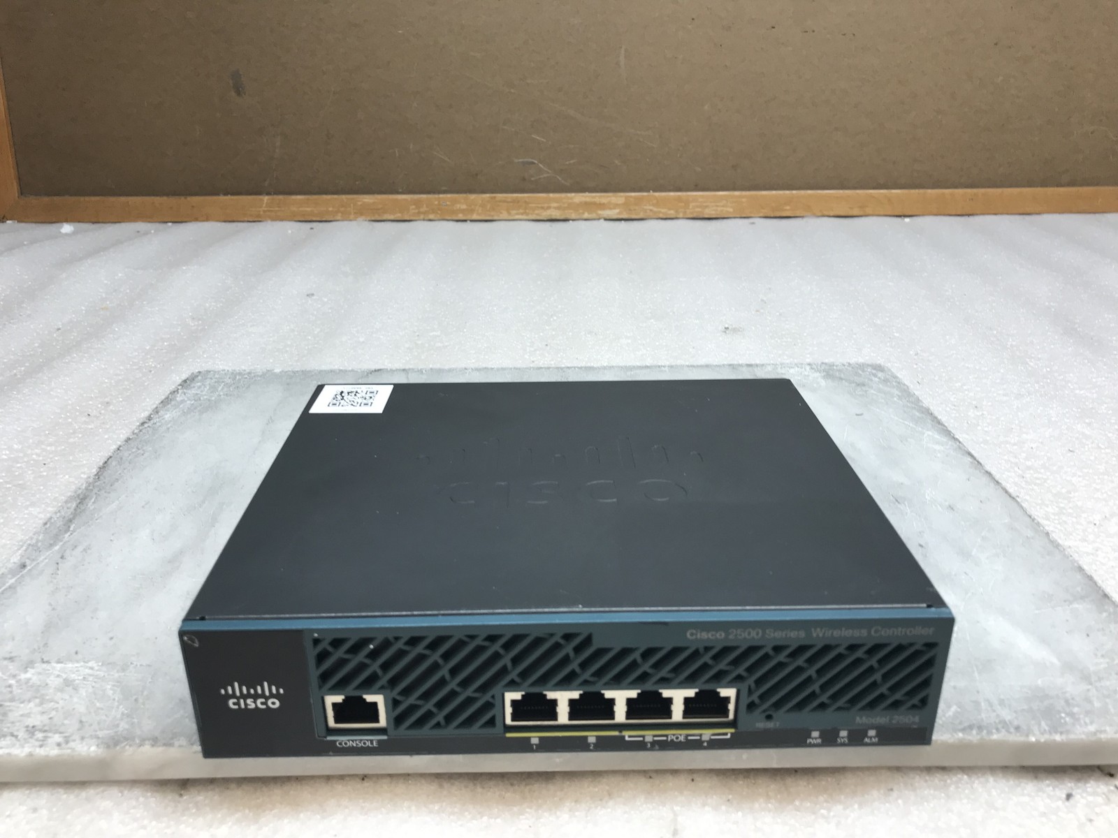 Cisco 2504 AIR-CT2504-5-K9 Cisco Wireless Controller NO PWR ADAPTER