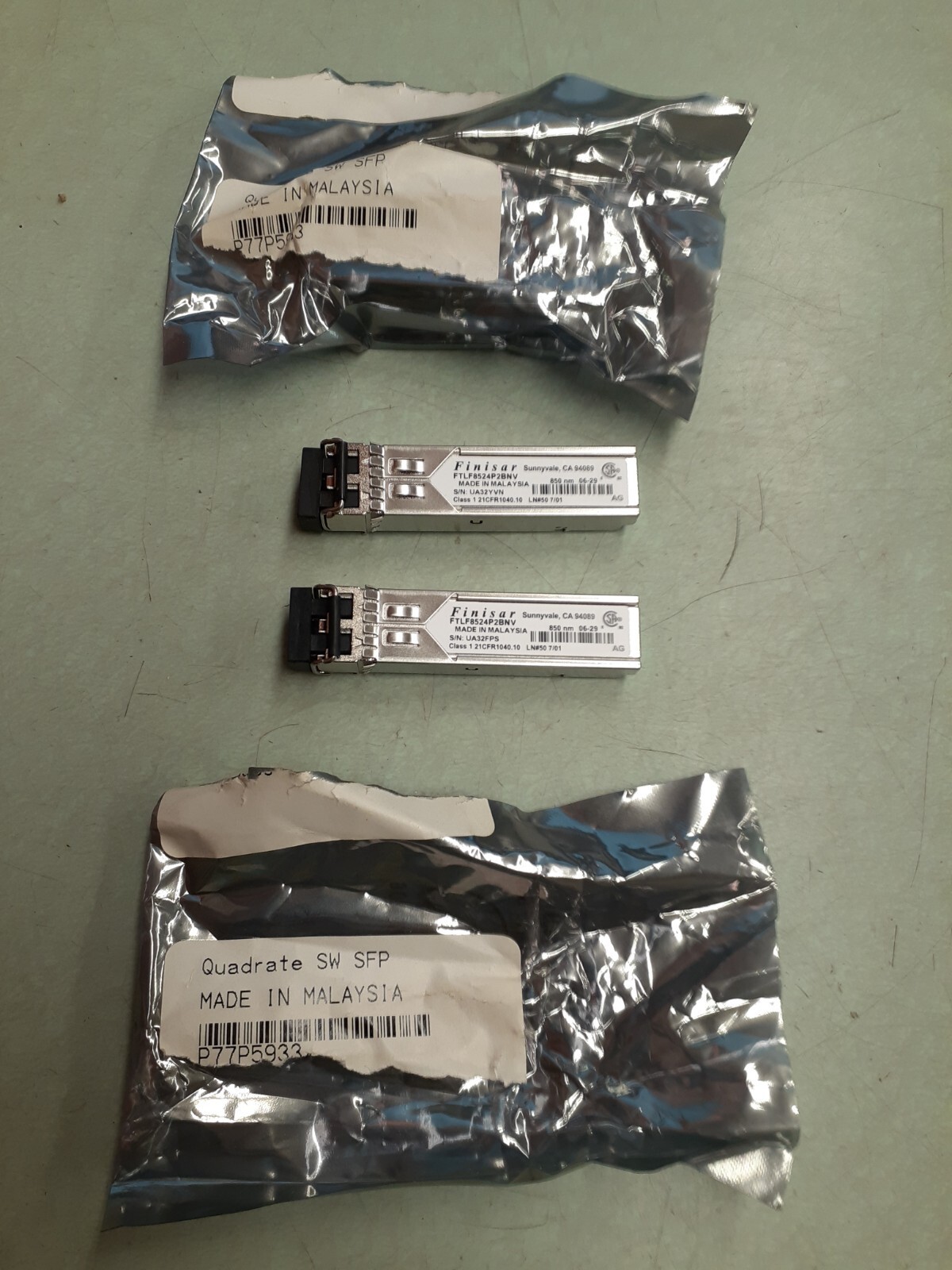 (2) NEW IBM 4Gbps SFP Module Finisar FTLF8524P2BNV 850nm Transceiver P77P5933