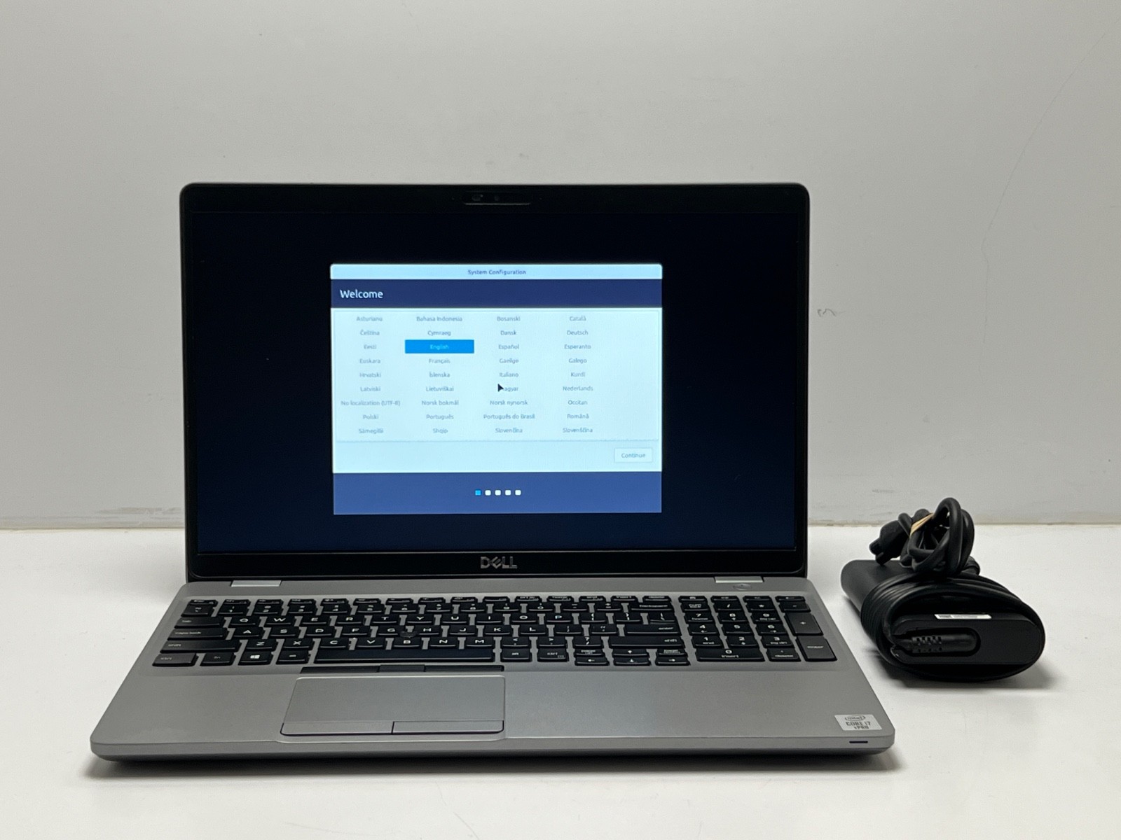 Dell Latitude 5511 | i7-10850H | 16GB RAM | 256GB NVMe | LINUX | READ