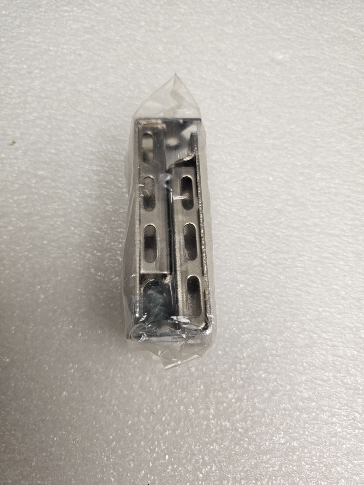 Cisco RACKMNT-19-CMPCT 19-Inch Rack Mounting Brackets for 9200CX Compact Switch
