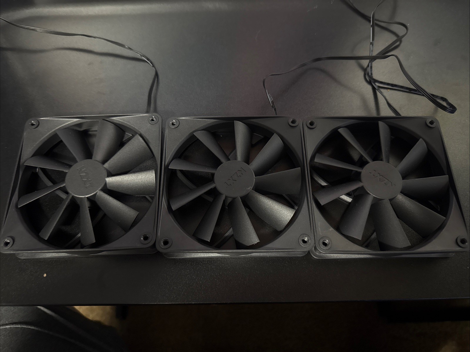 NZXT 3 120mm Black fans (3pin connectors)  