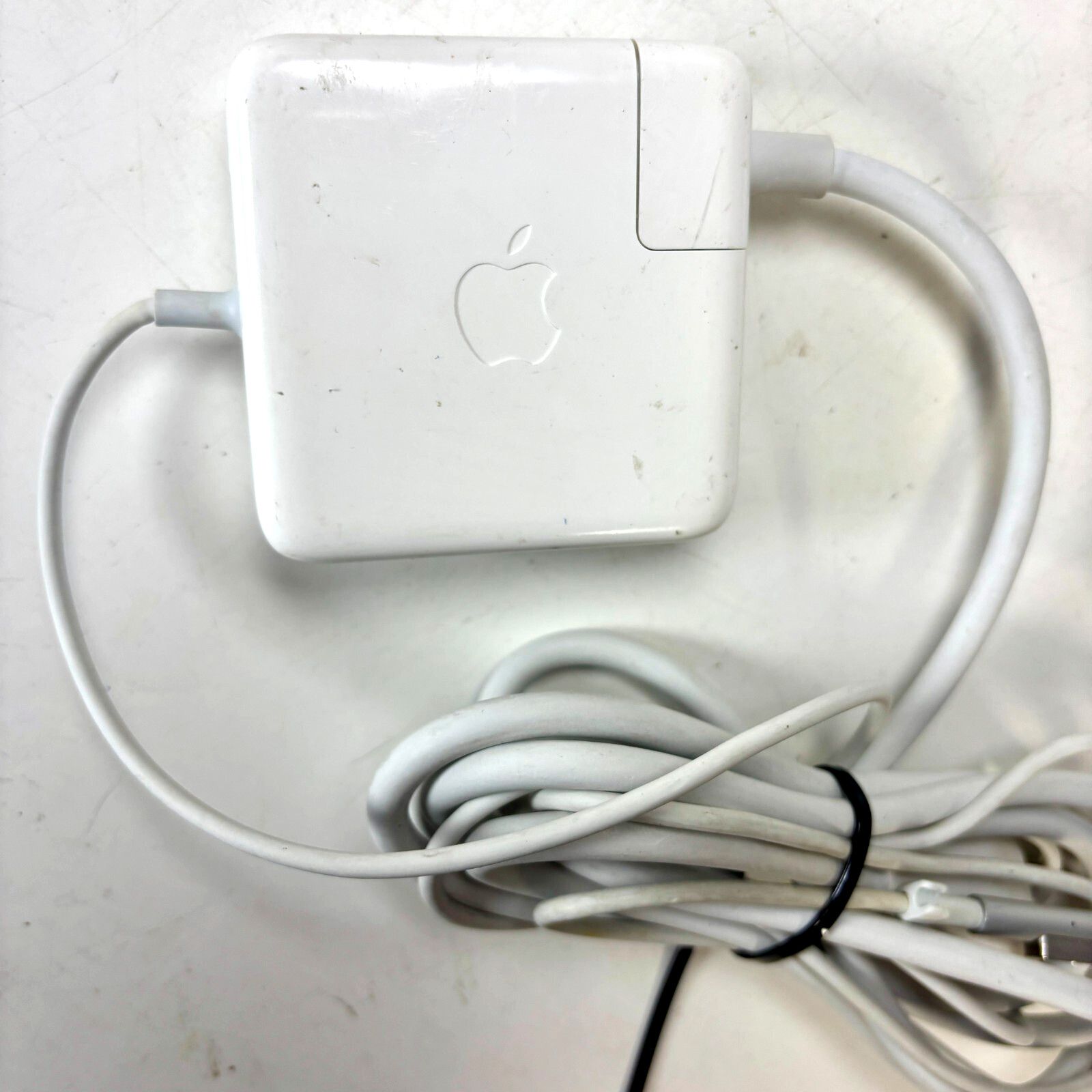 Apple 60-Watt MagSafe Power Adapter Wall Charger - White - Part No. A1344 (2012)