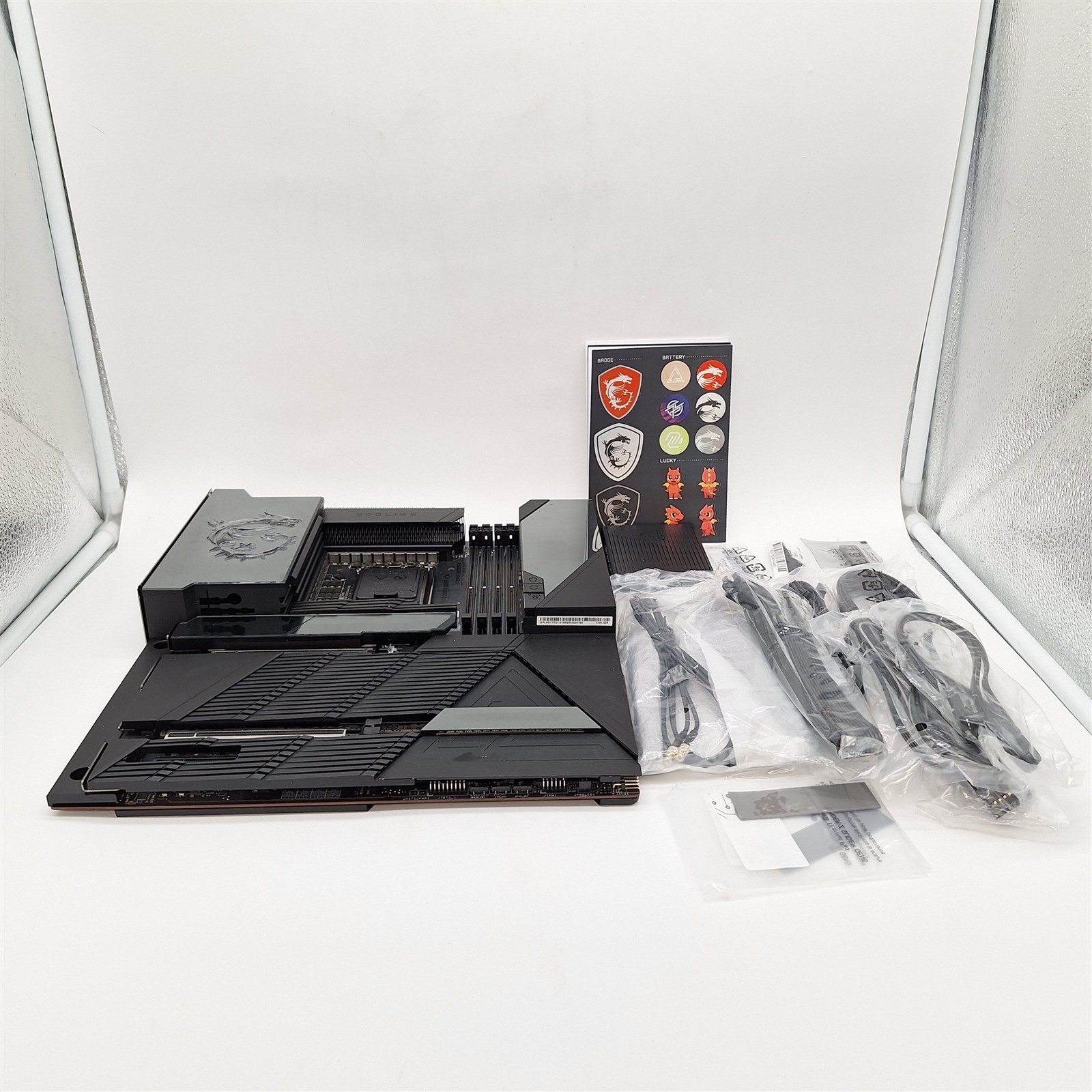 MSI MEG Z890 GODLIKE E-ATX Motherboard LGA 1851 DDR5 Thunderbolt 5 Wi-Fi 7