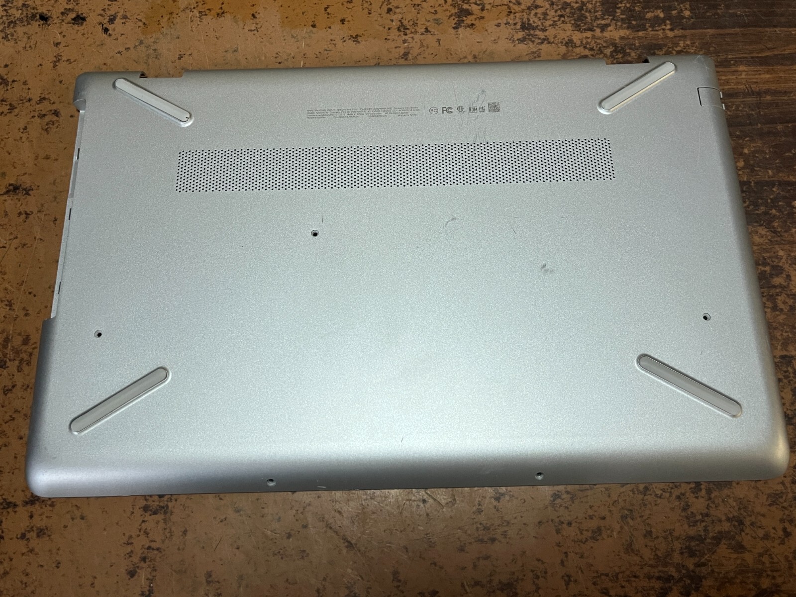 HP Pavilion 15.6" 15-cd 15-cd040wm Genuine Silver Bottom Case EAG74004A1S