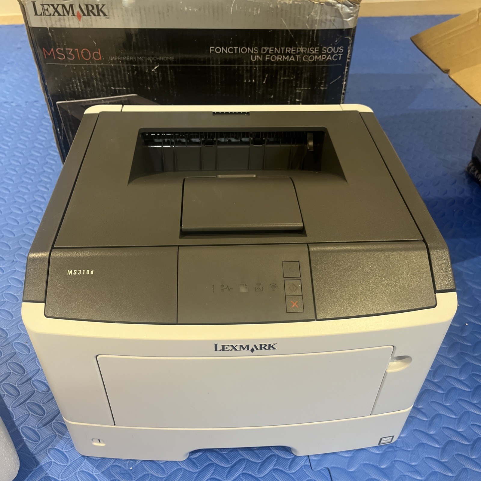 Mint condition Lexmark MS310d Monochrome laser Printer duplex 10 pages printed