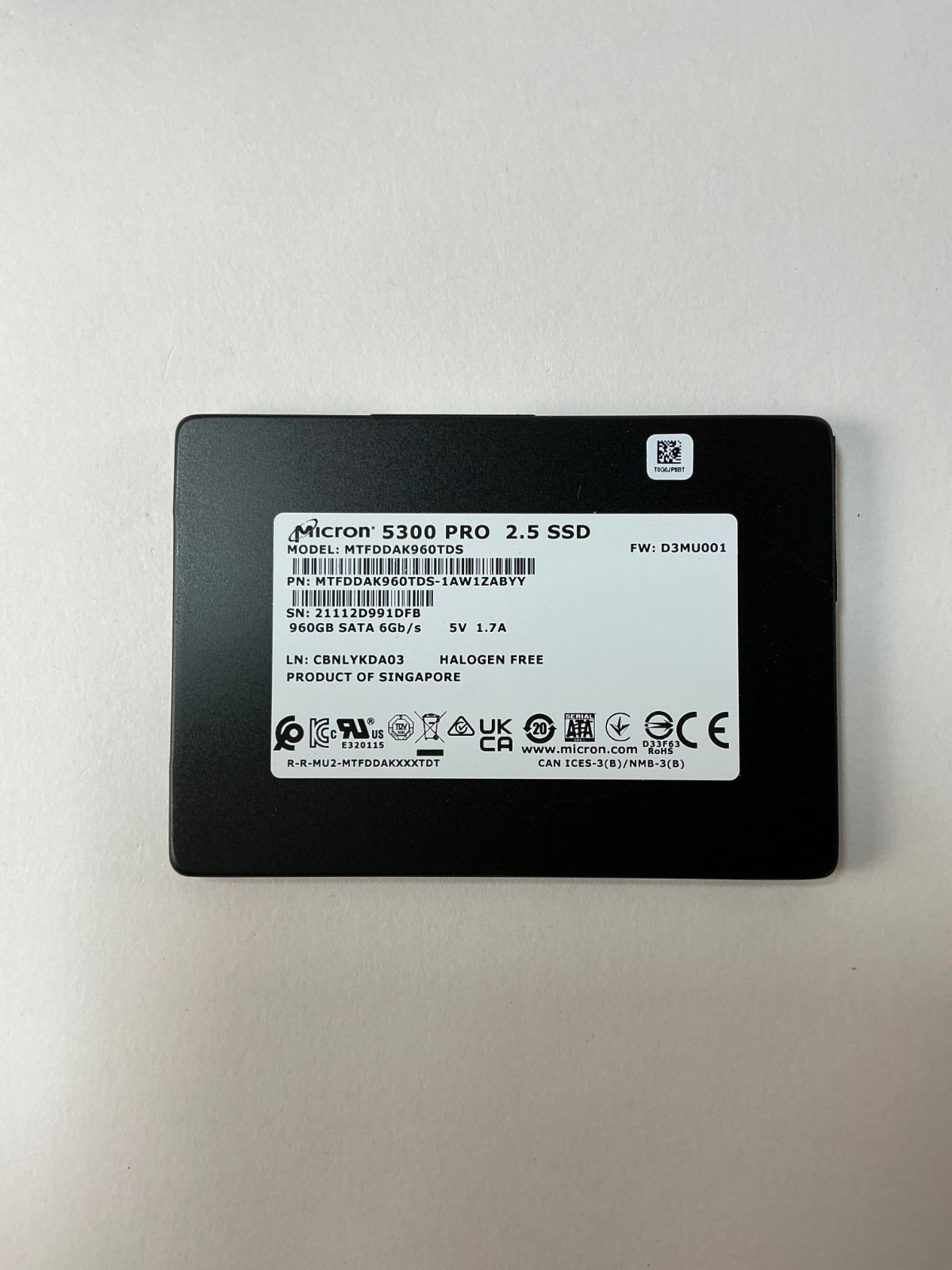 Micron 5300 PRO MTFDDAK960TDS 960GB SATA SSD 2.5" 6GB/s Solid State Drive  NEW