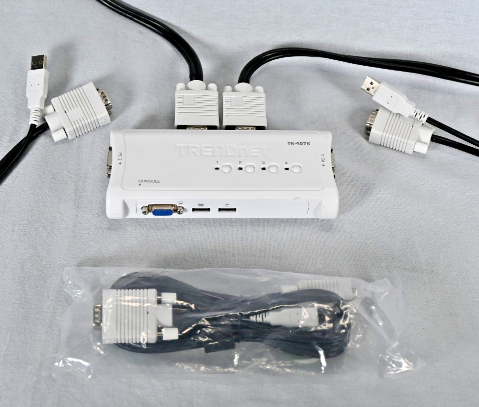 TRENDnet TK-407K 4-Port USB KVM Switch Kit w/ 3 Cords Tested & Works