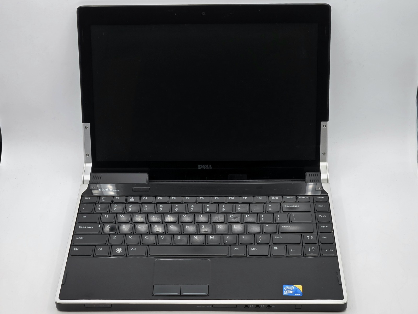 Dell Studio XPS M1340 13" 2 DUO P8800 128GB 2GB W10 GeForce G210M Backlit DVD