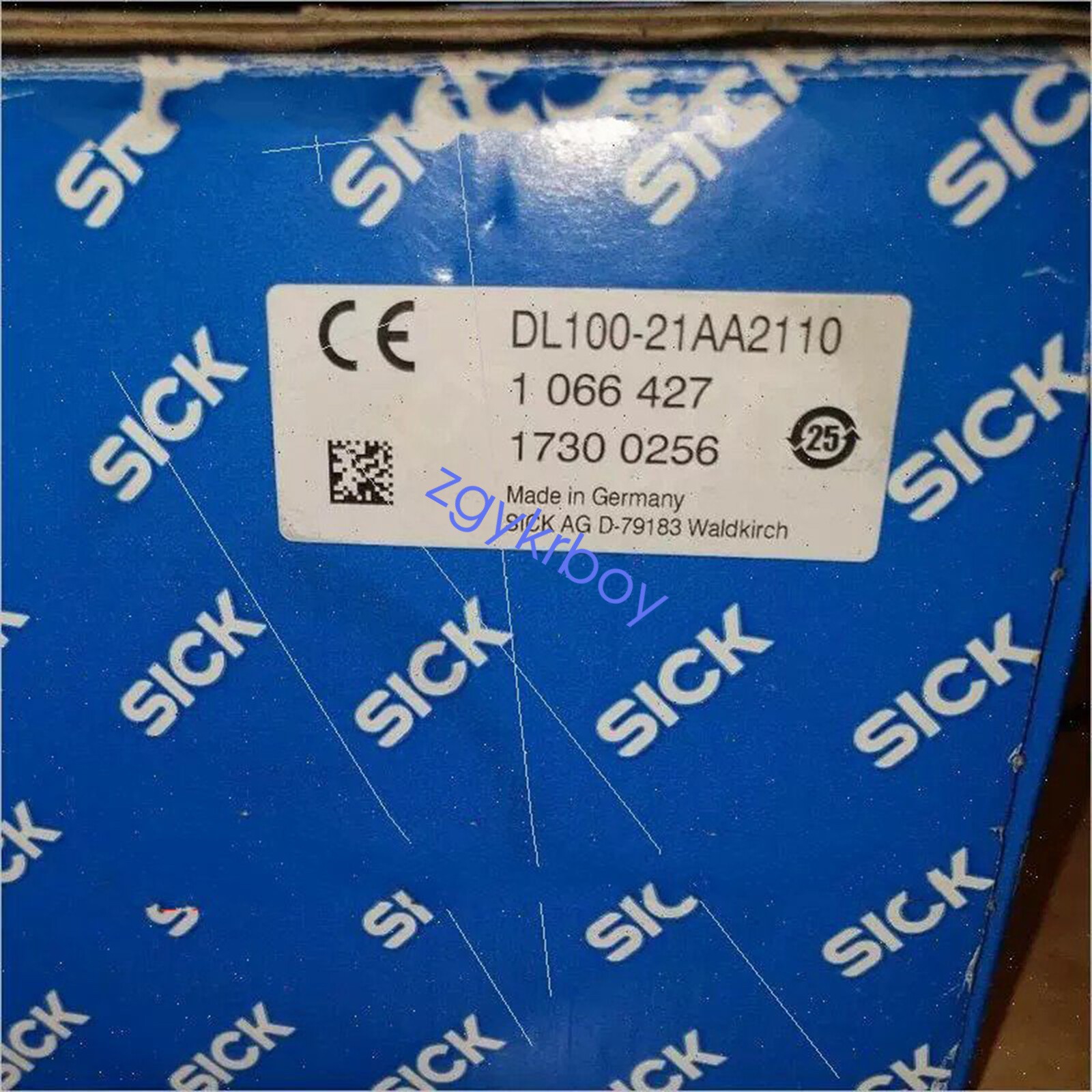 1pcs new SICK DL100-21AA2110 1066427 Laser distance sensor 