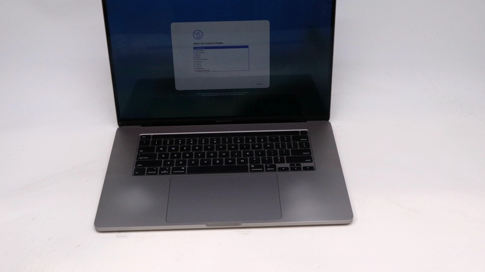 Apple Macbook Pro 16" i9-9980hk 64GB 512GB BATTERY ISSUE