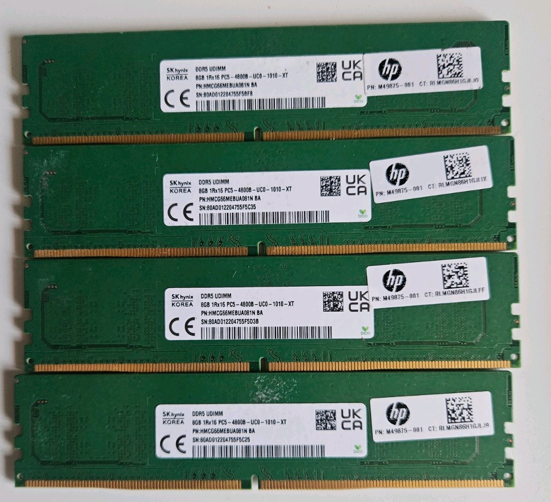 QTY 4 SK Hynix 8GB DDR5 UDIMM 1RX16 PC5-4800B Desktop Memory Ram HMCG66MEBUA081N