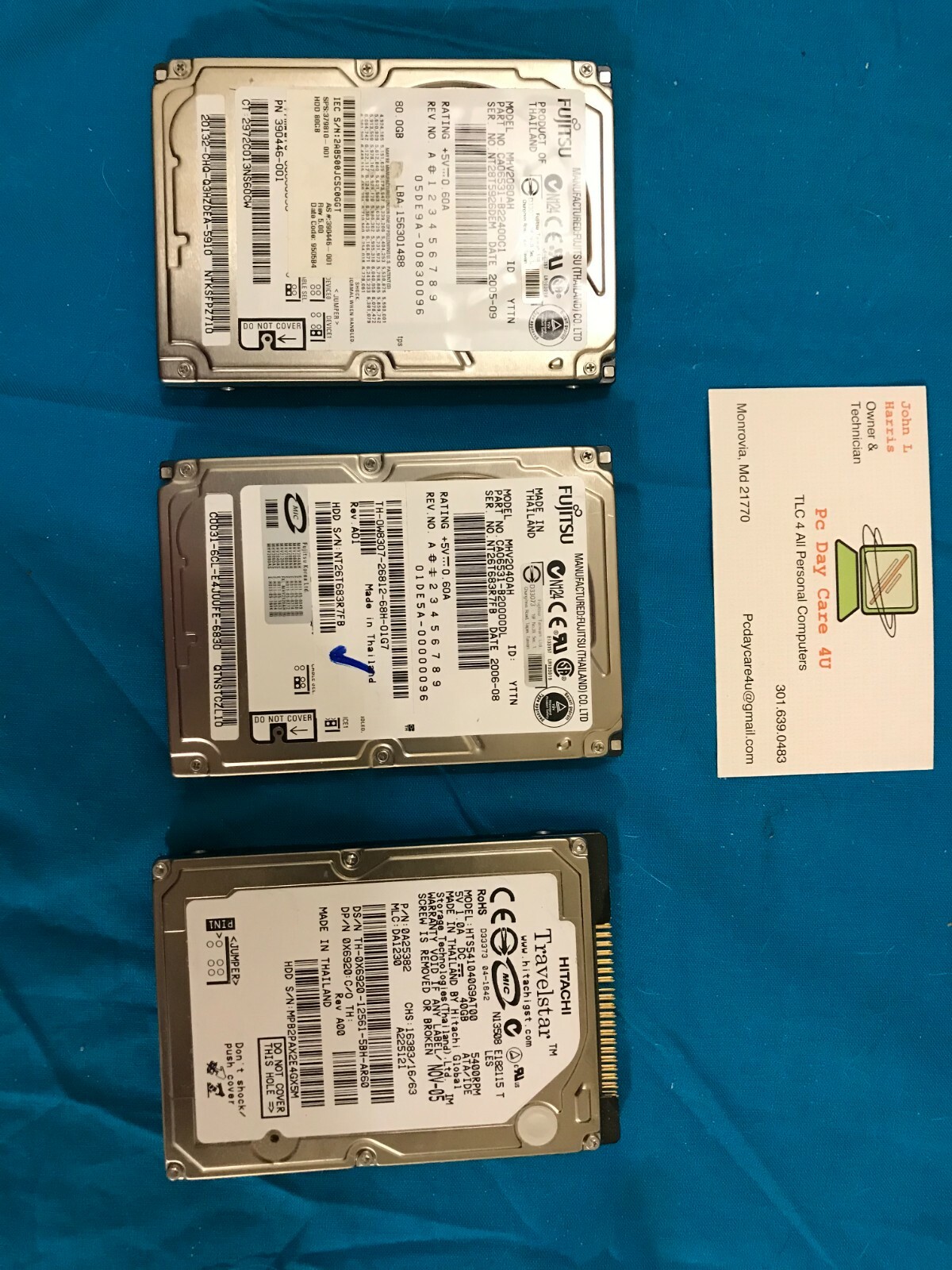 IDE Drives:  lot of 3. Travelstar 40 gb; Fujitsu 40gb; Fujitsu 80 gb: