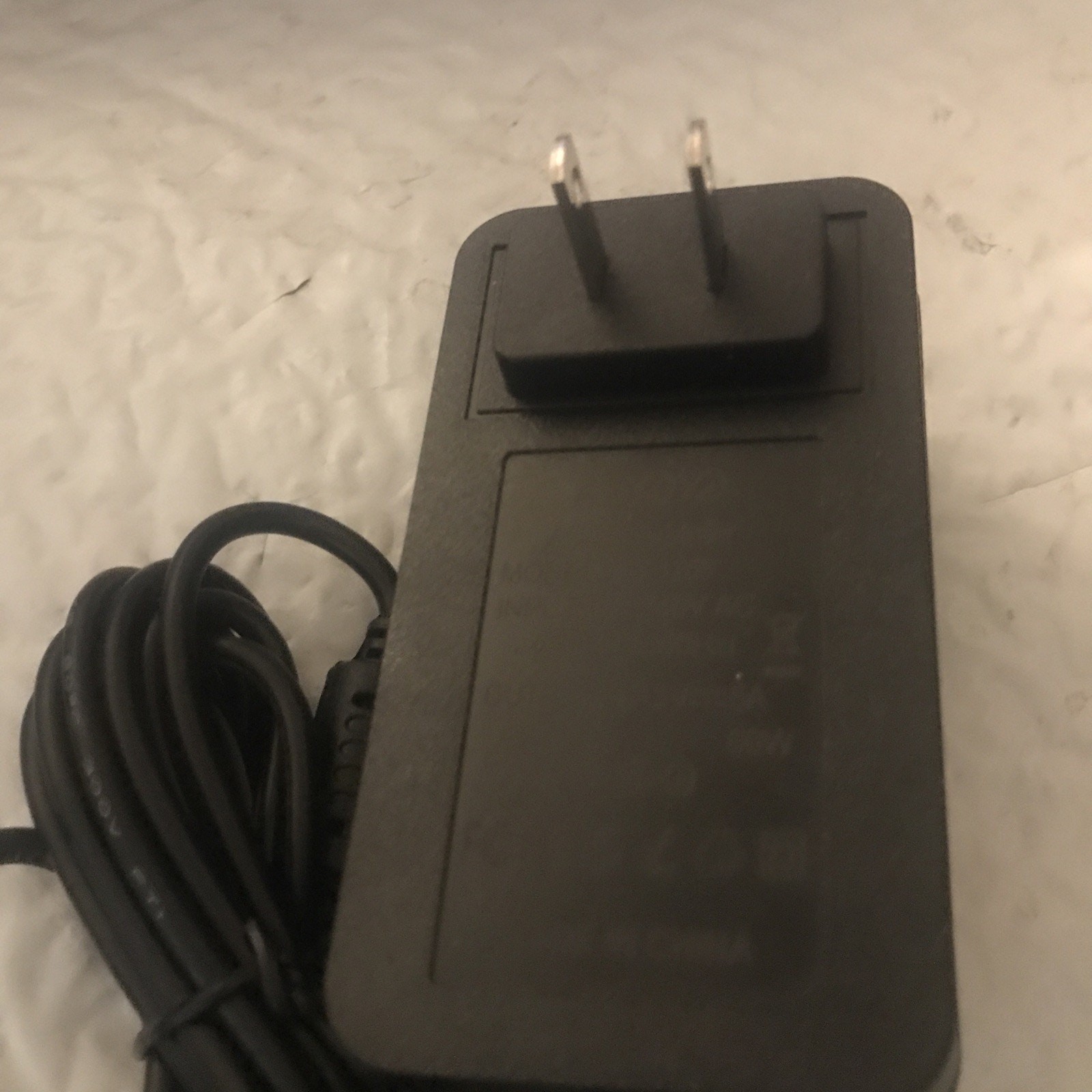 ALITOVE 12V 3A Power Supply Adapter 100~240V AC to DC 12 Volt 3 Tip, Black