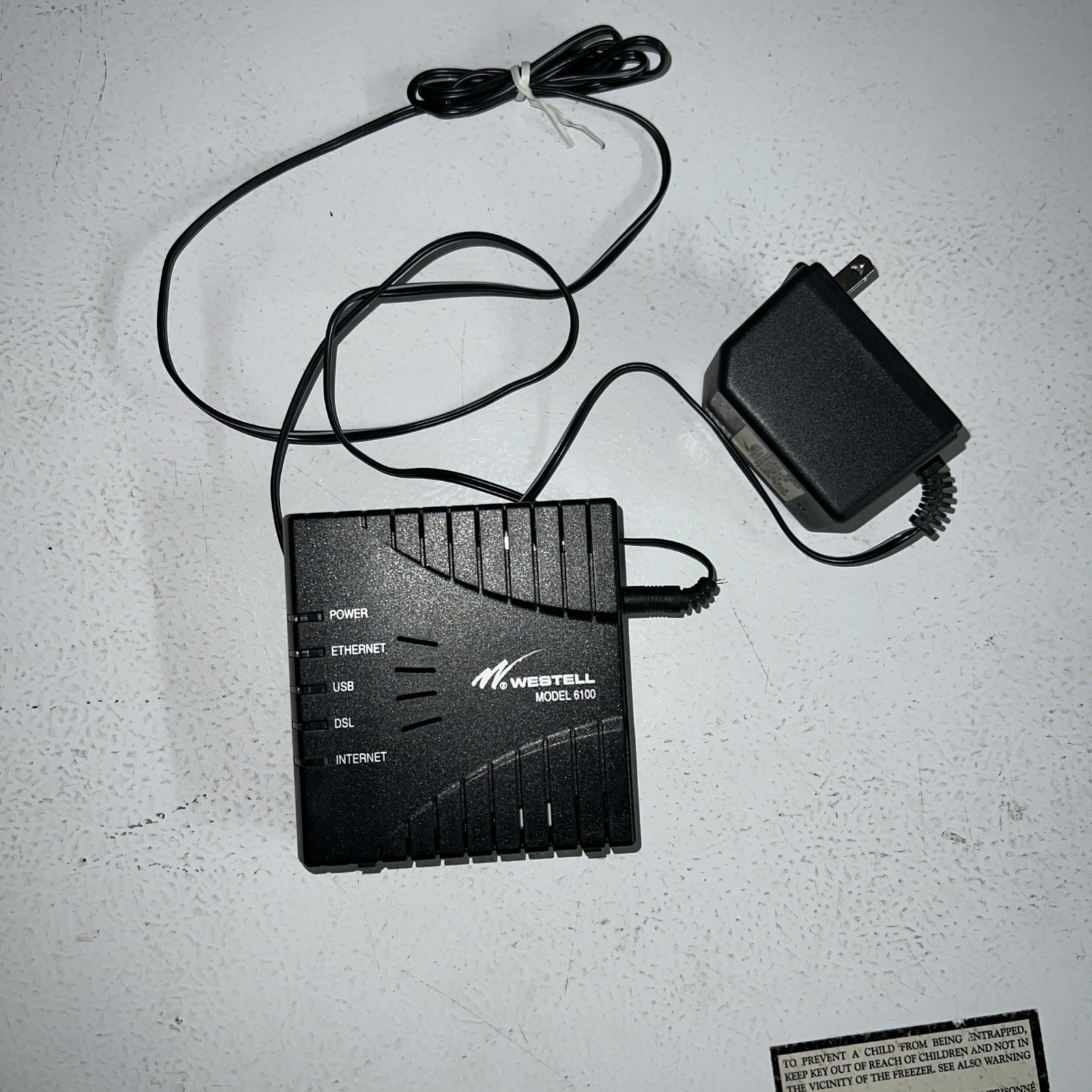 Westell 6100 DSL2+ Router E90-610015-06 Rev E