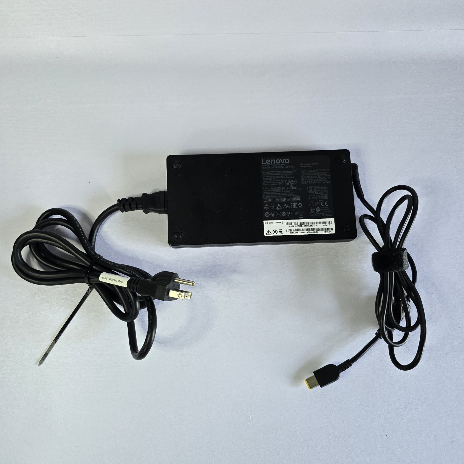 Genuine Lenovo Delta 230W 20V 11.5A AC Power Adapter / ADL230NDC3A (MINT)