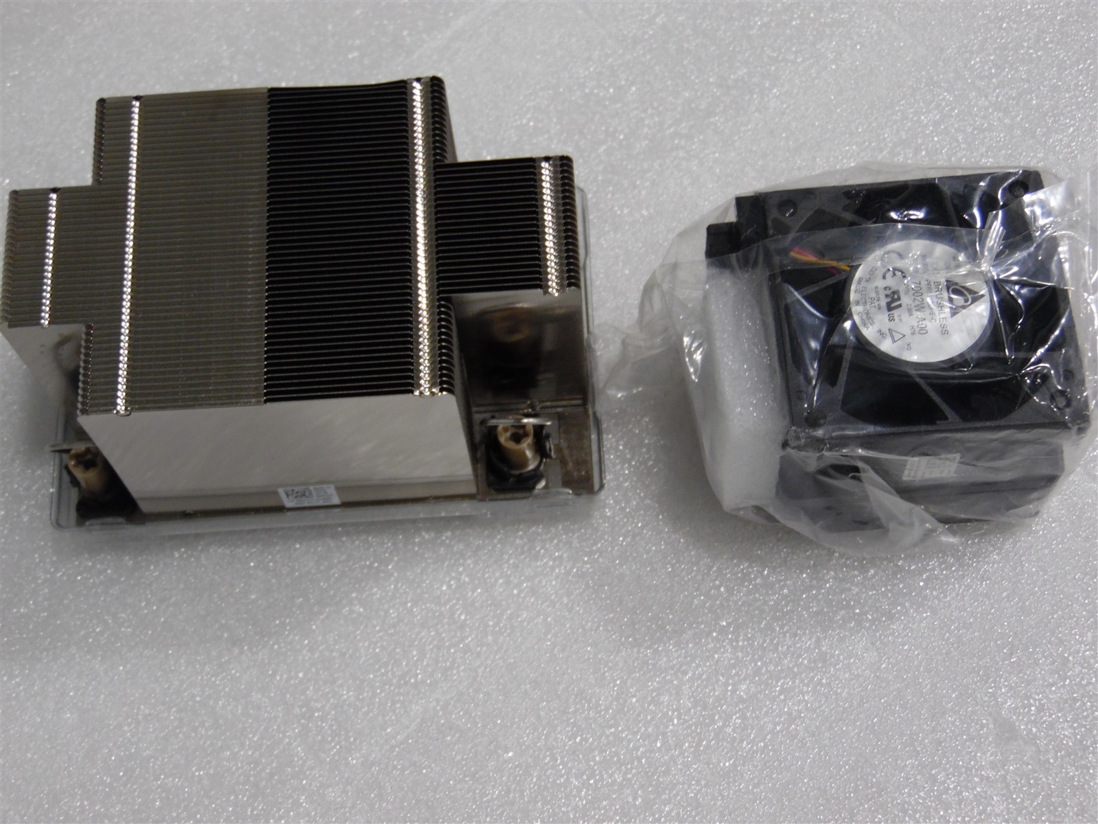 DELL POWEREDGE SERVER R550 R750xs DUAL CPU HEATSINK & FAN KHTVJ HVN99
