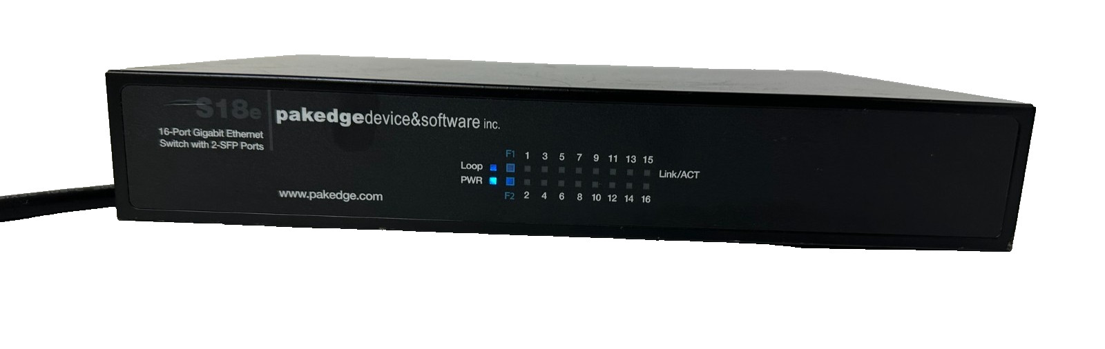 Pakedge S18e Ethernet Switch 16 Port Gigabit 2 SFP Network Black Powers On