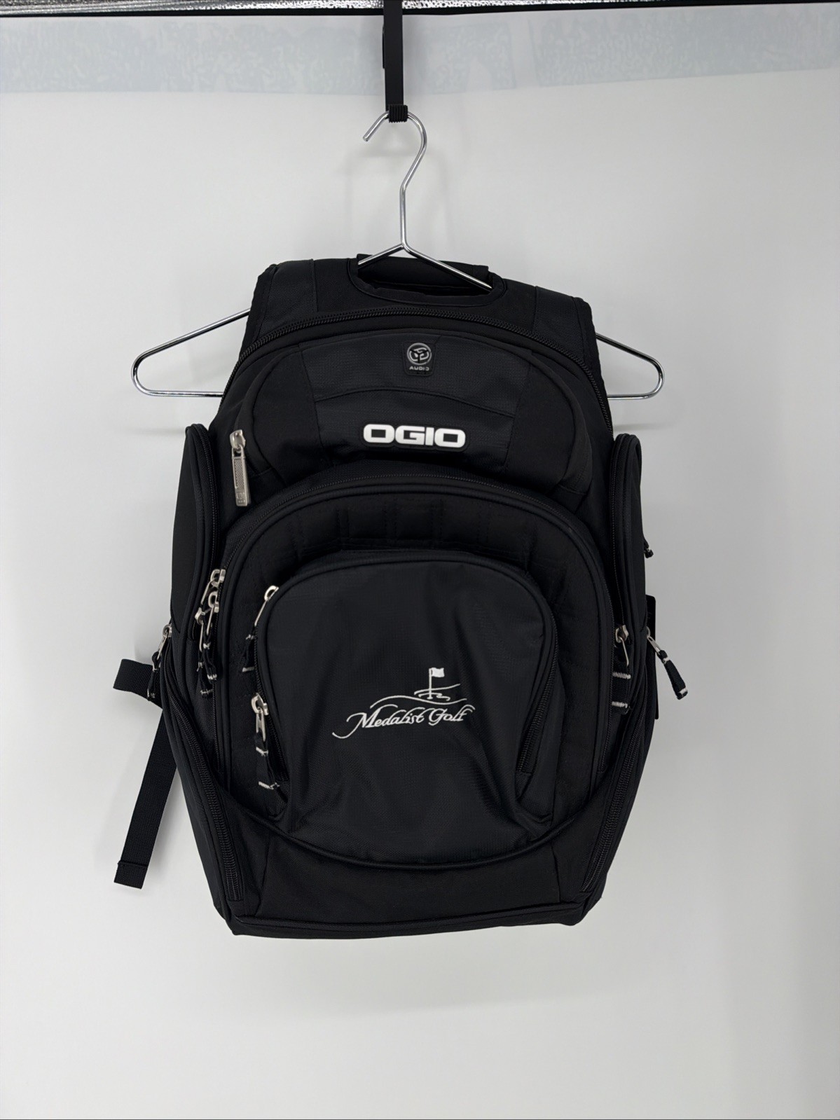 OGIO® Mastermind Pack- Medalist golf club  backpack NWT