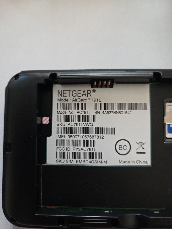 NETGEAR AIRCARD 791L JETPACK VERIZON 4G LTE WIFI HOTSPOT - No back or Battery