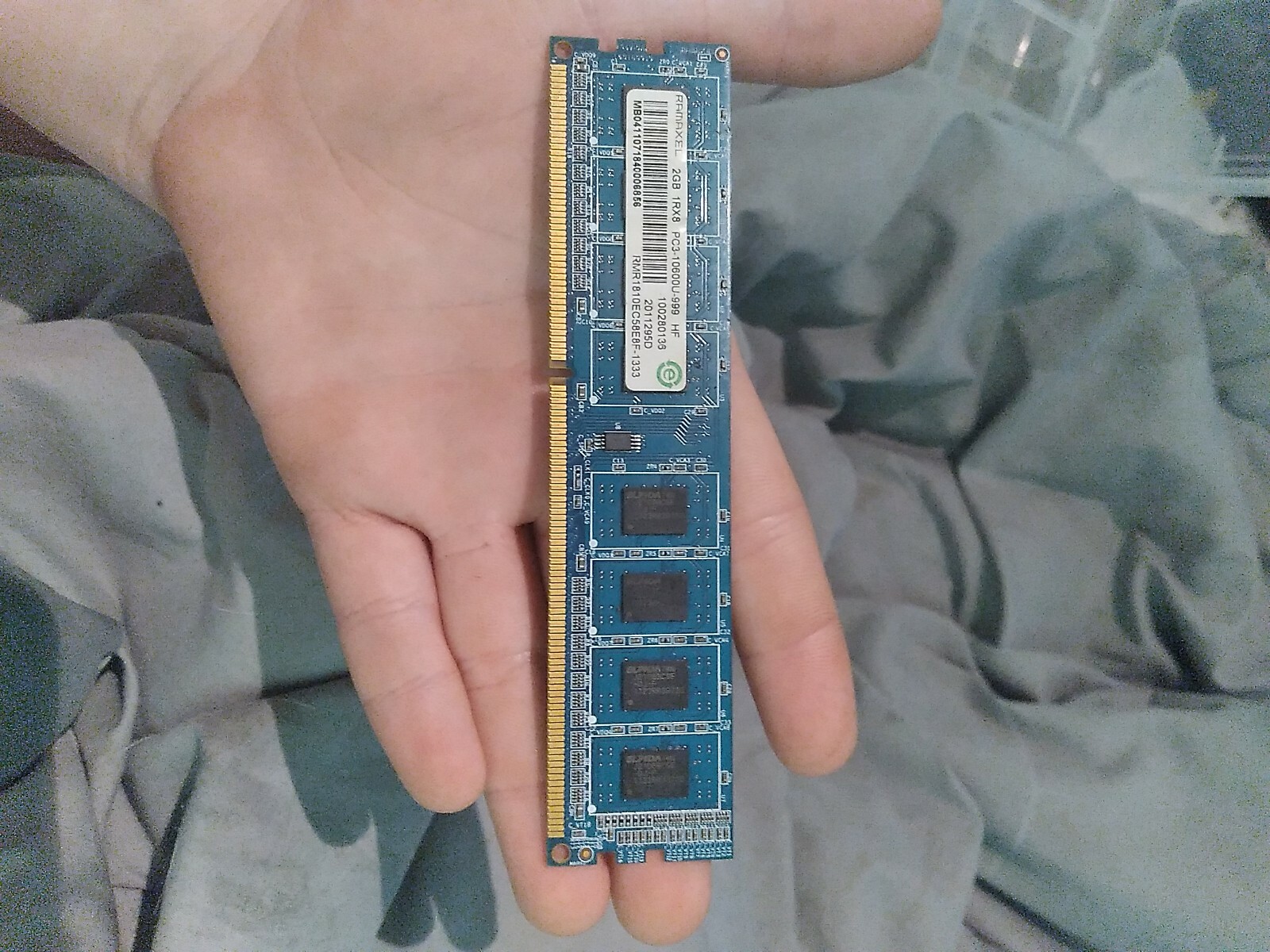 2GB 2x1GB PC2-5300 DDR2-667 RAMAXEL RML1520EC48D7W-667 MEMORY KIT HP 377726-888