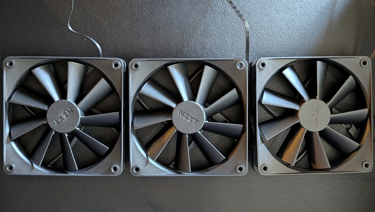 NZXT 3 120mm Black fans (3pin connectors)  