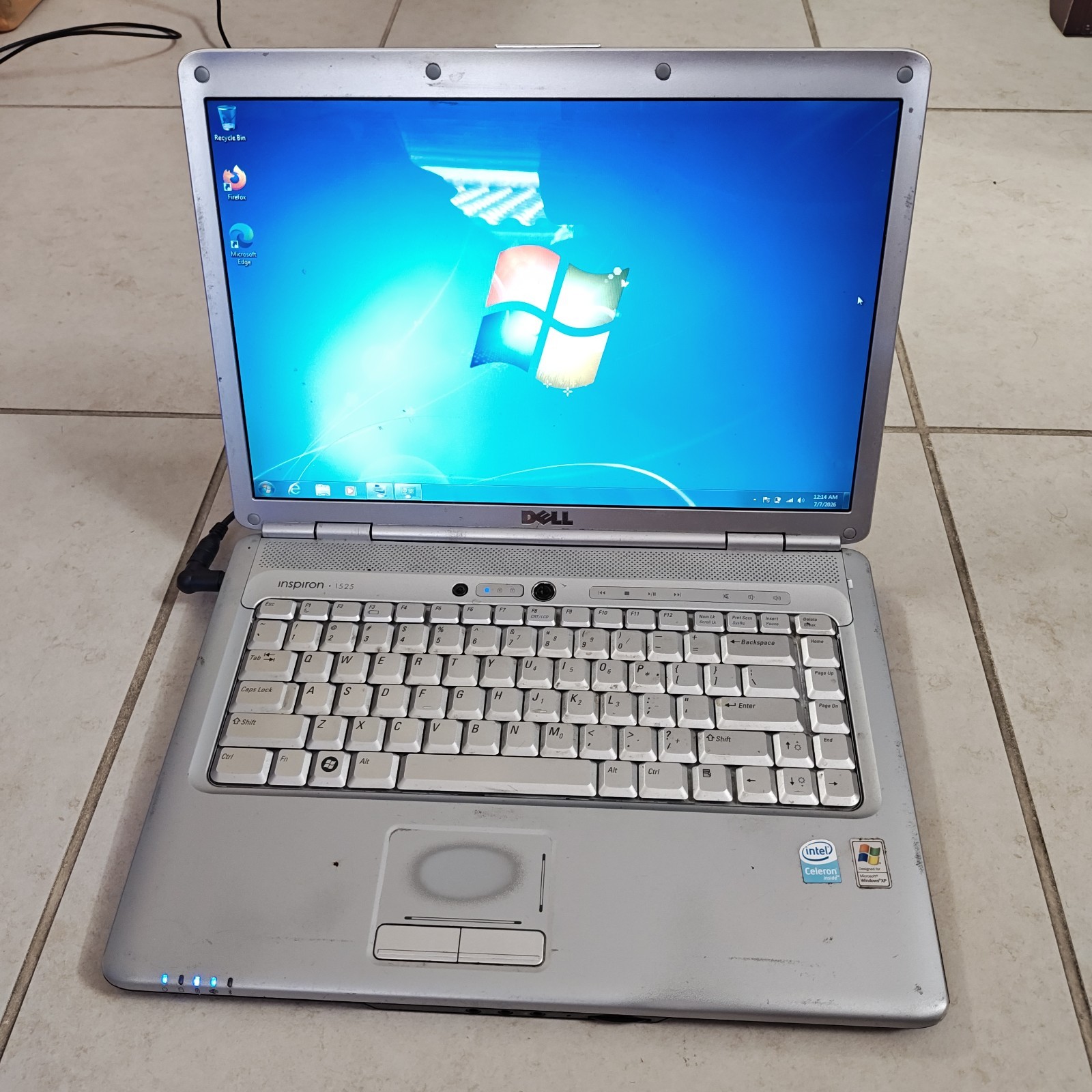 Dell Inspiron 1525 15.4" Laptop - 120GB HDD/2GB RAM - DAMAGED #3926