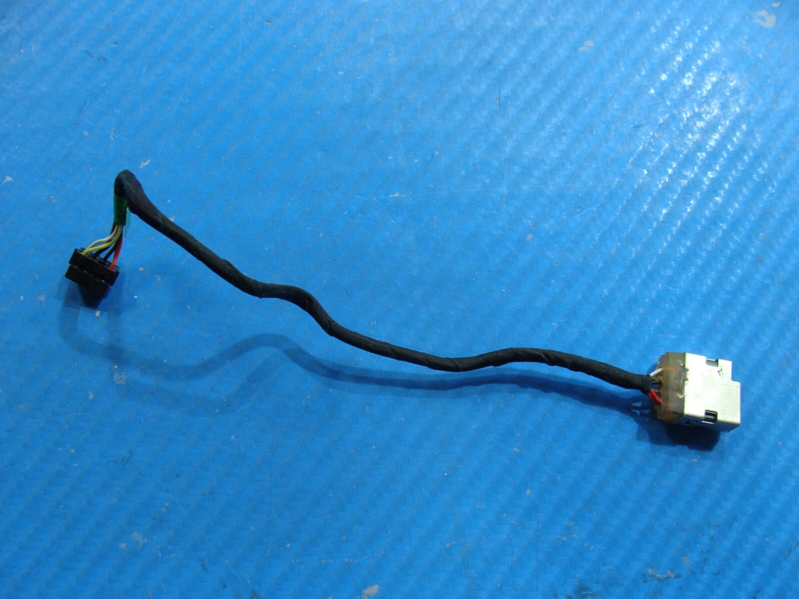 HP 15.6” 15-ro53cl Genuine Laptop DC IN Power Jack w/Cable 717371-TD6