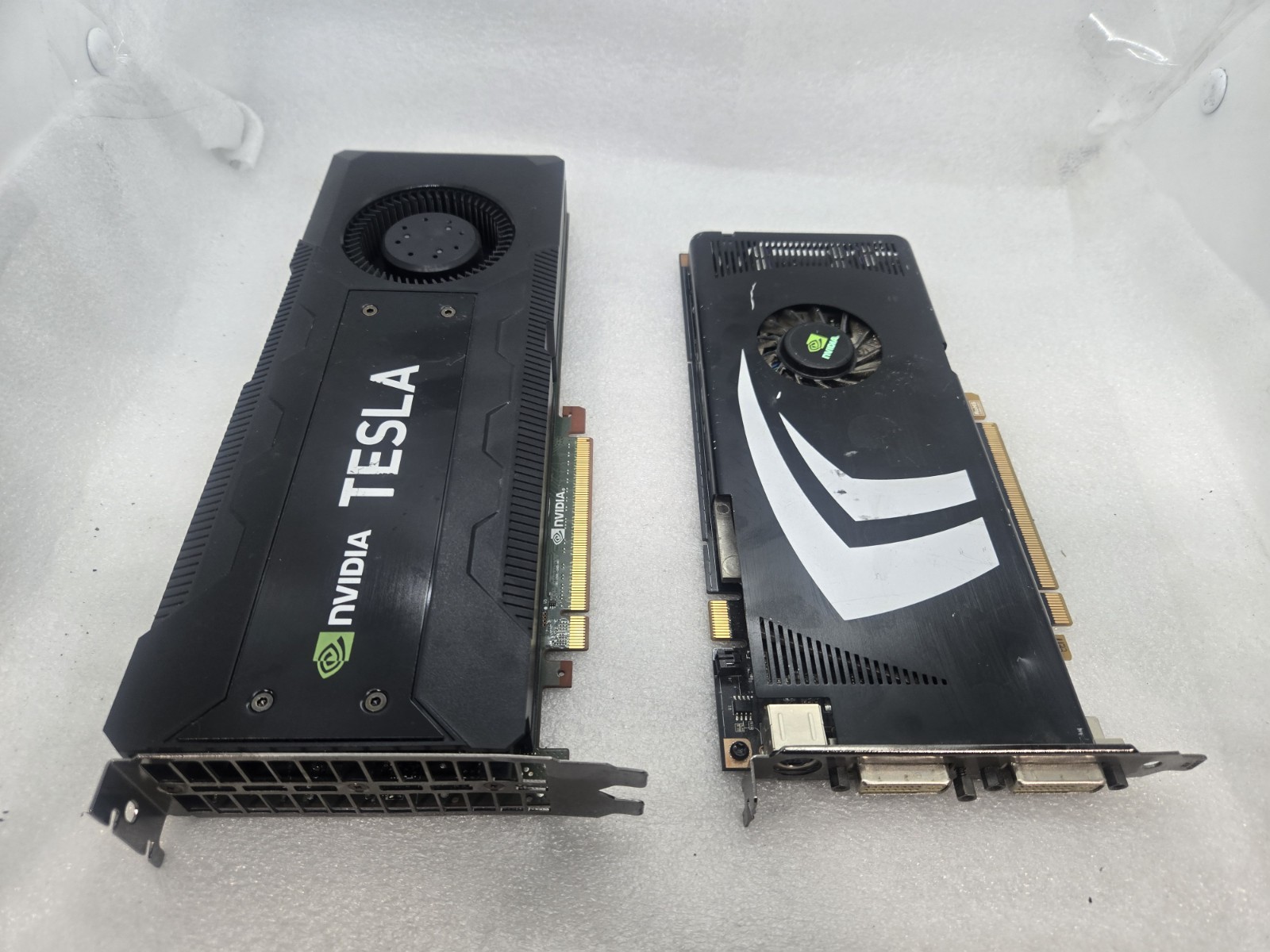 LOT OF 2 NVIDIA Graphics Cards UNTESTED FAST  c