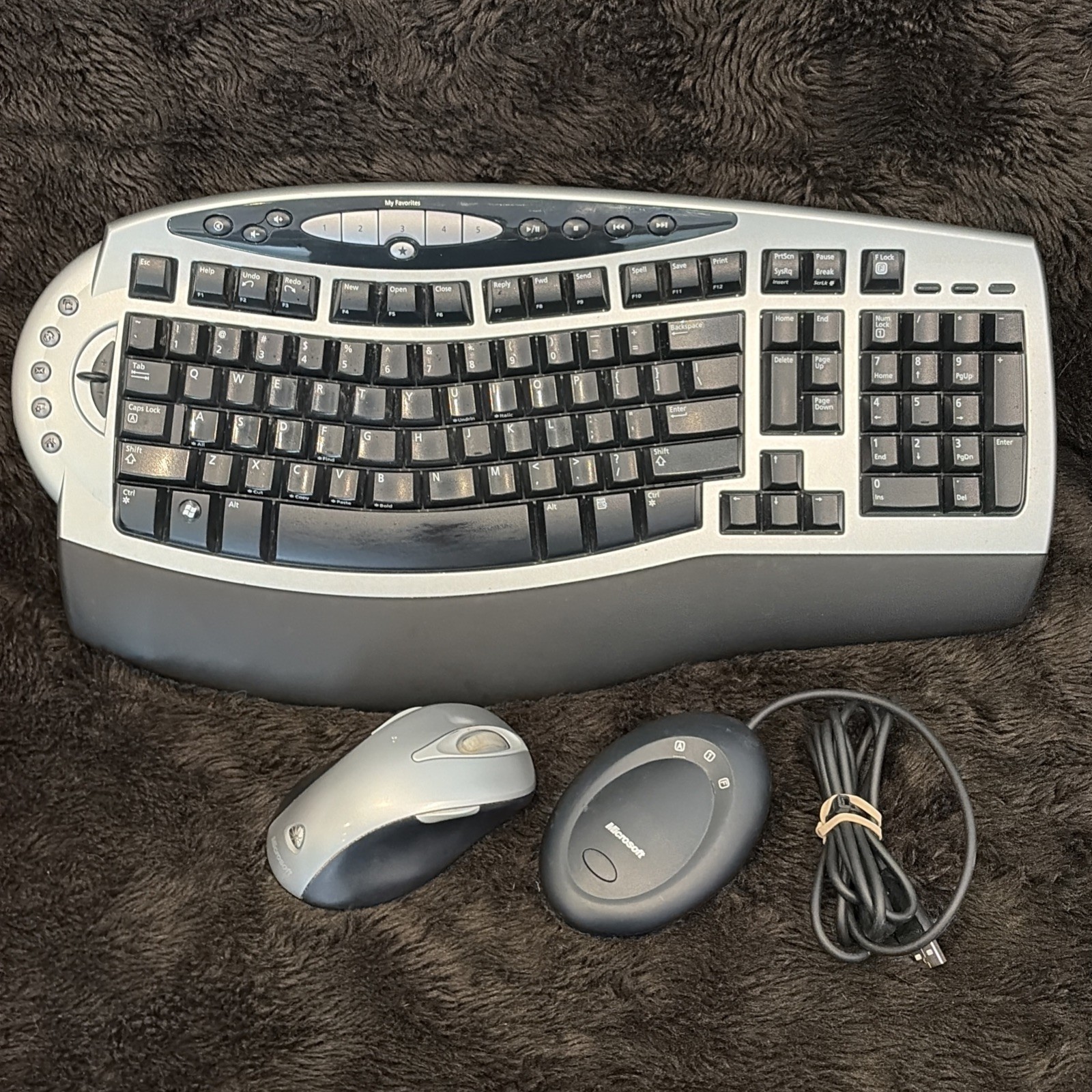 Microsoft Wireless Comfort Keyboard 4000 w/ Mouse & Transmitter 1045, 1058, 1028