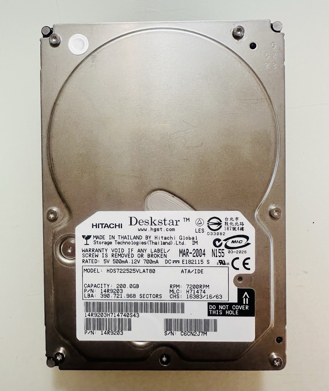 14R9203 - Hitachi Deskstar HDS722525VLAT80  200GB 7200 RPM IDE 3.5" HDD