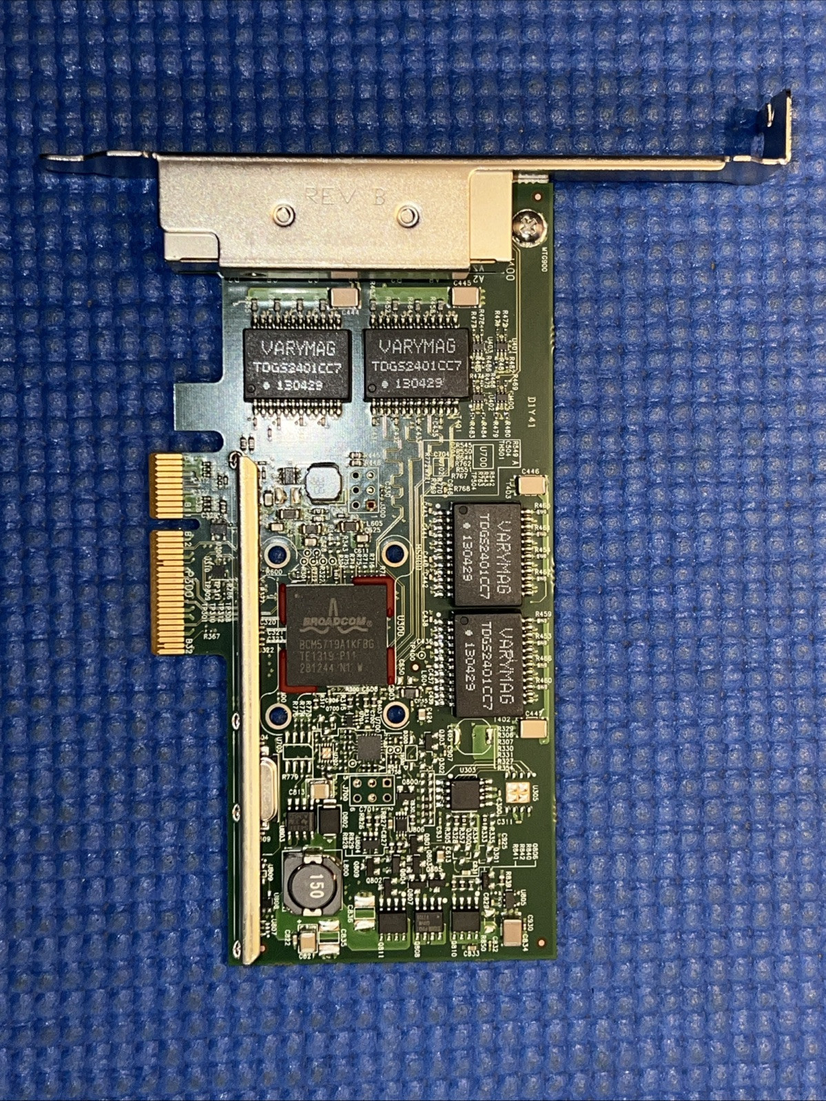 Dell Broadcom 5719 Quad Port 1GB Network Adapter  KH08P  Full Height Bracket